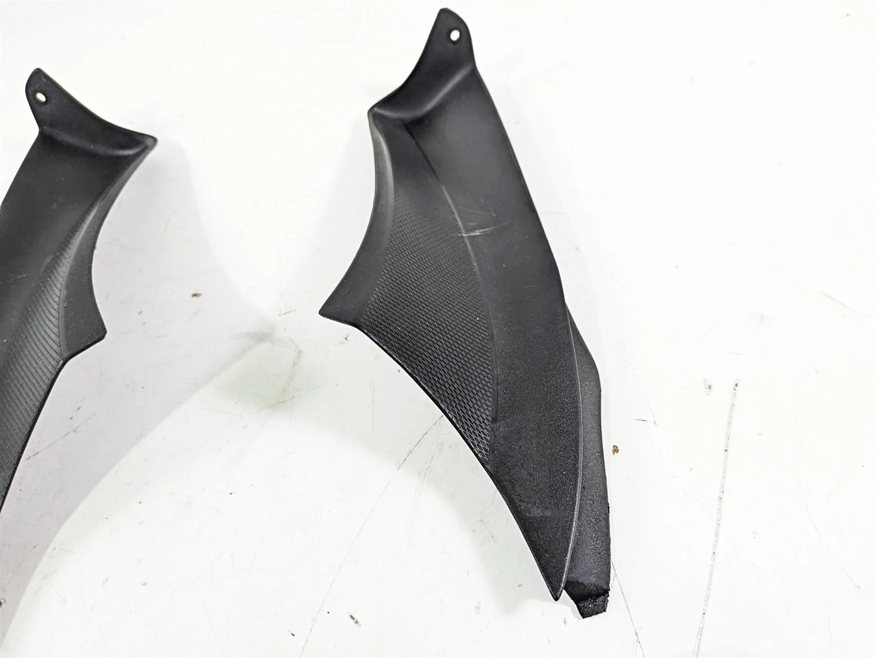 2008 Aprilia RSVR 1000 Factory Upper Inner Infill Cover Fairing Set 106414 - Image 6