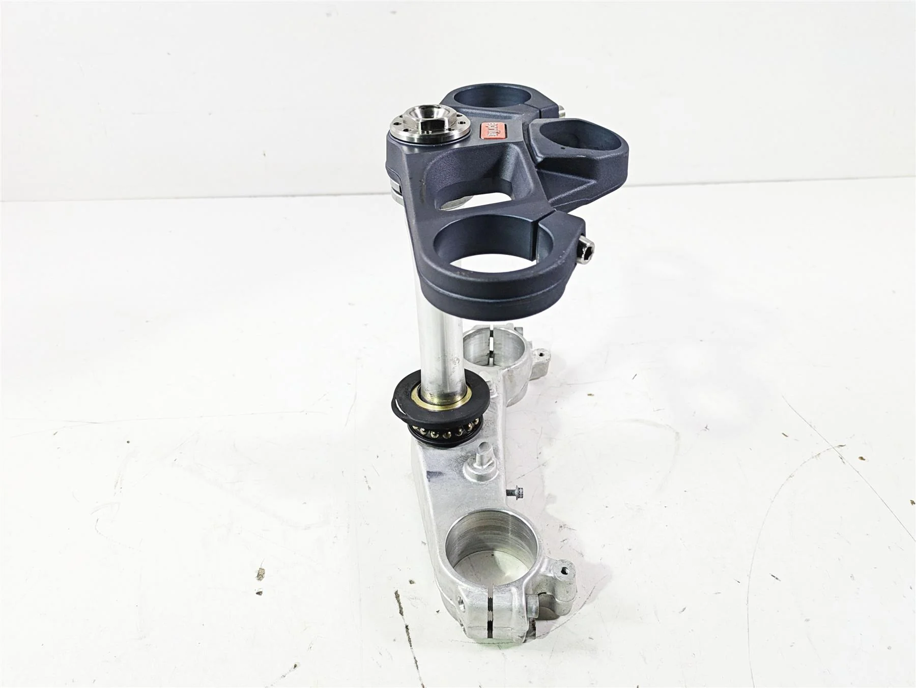 2008 Aprilia RSVR 1000 Factory Upper Lower Triple Tree Set - Read AP8163061 - Image 2
