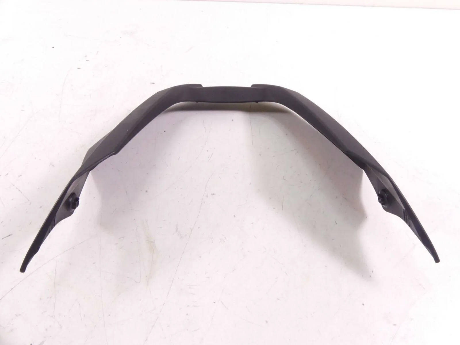 2008 BMW R1200GS K255 Adv Front Upper Fender Mud Guard 46617705386 - Image 4