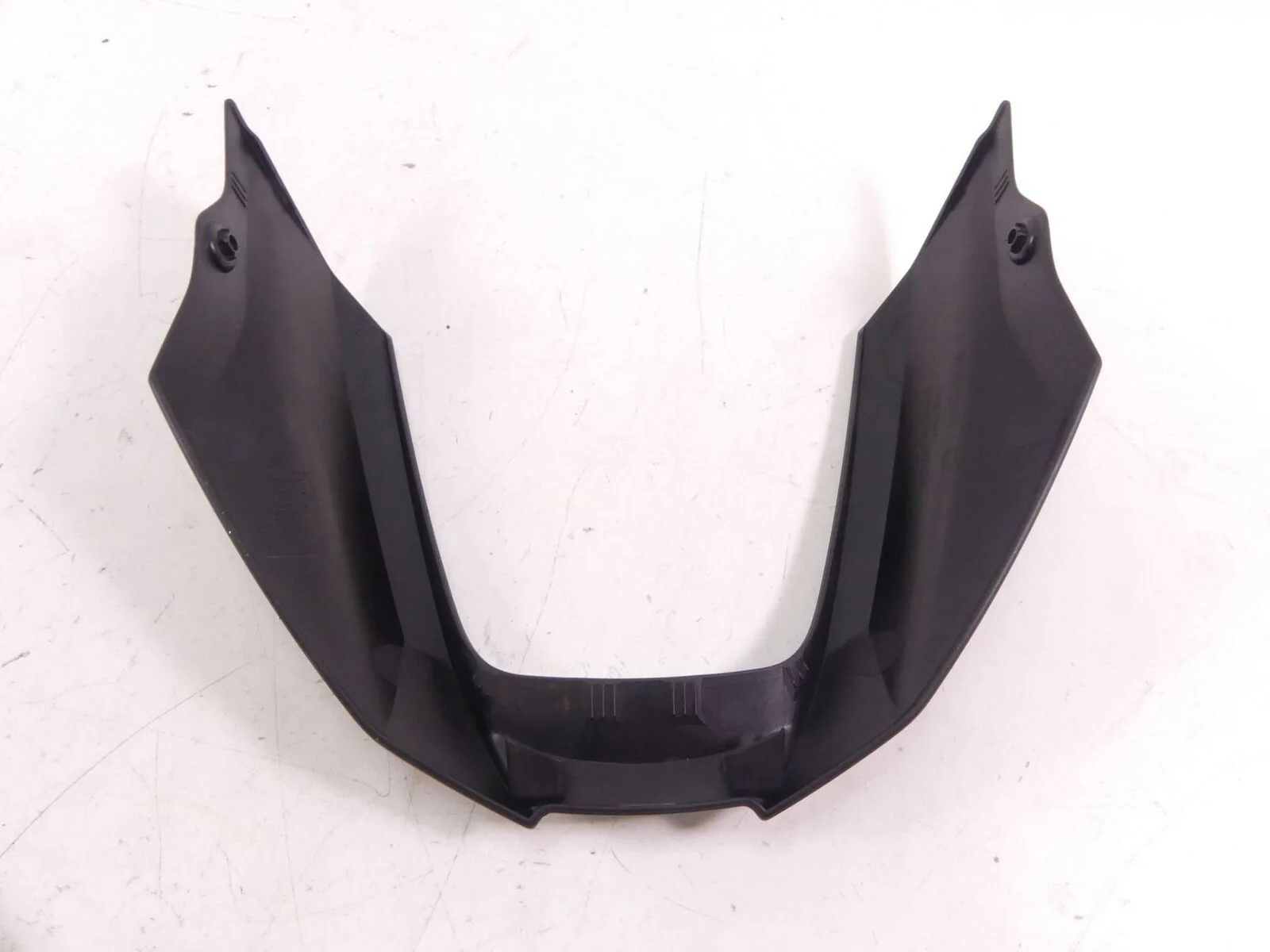 2008 BMW R1200GS K255 Adv Front Upper Fender Mud Guard 46617705386 - Image 6