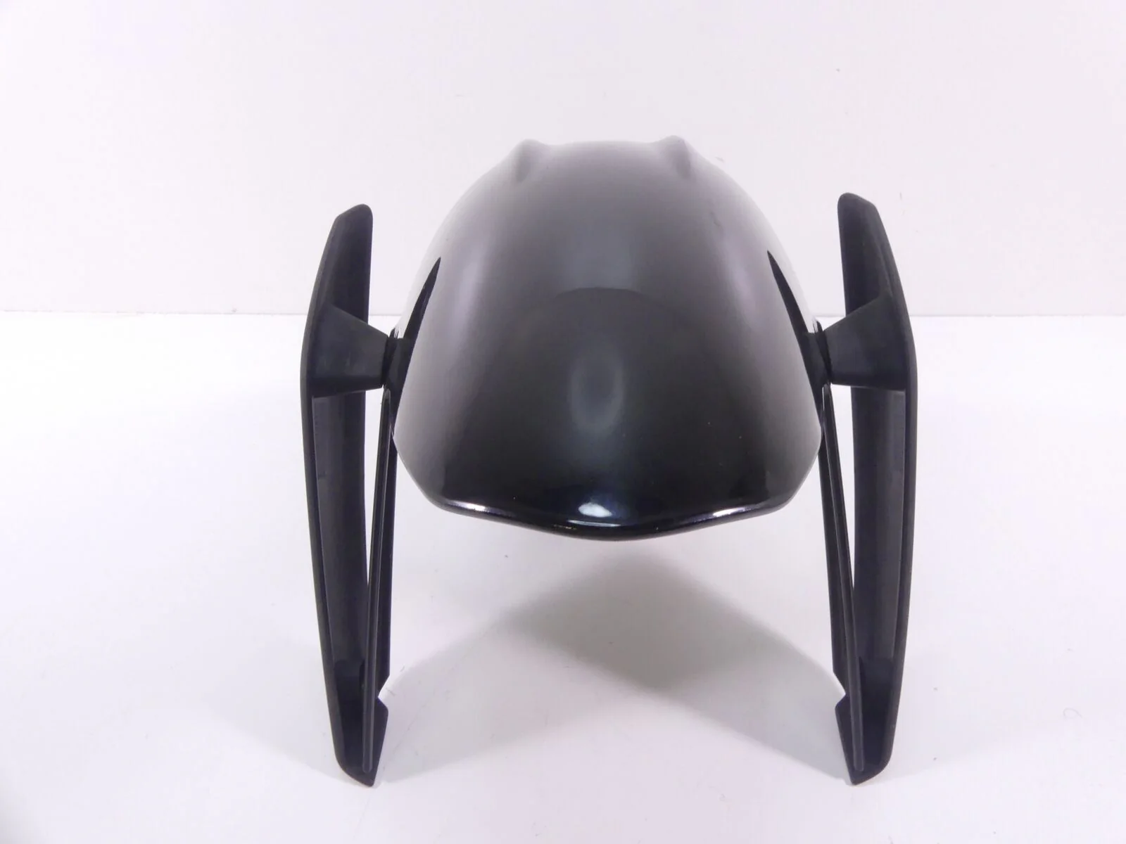2008 BMW R1200R K27 Front Fender Tire Hugger Mud Guard 46617697182 - Image 2