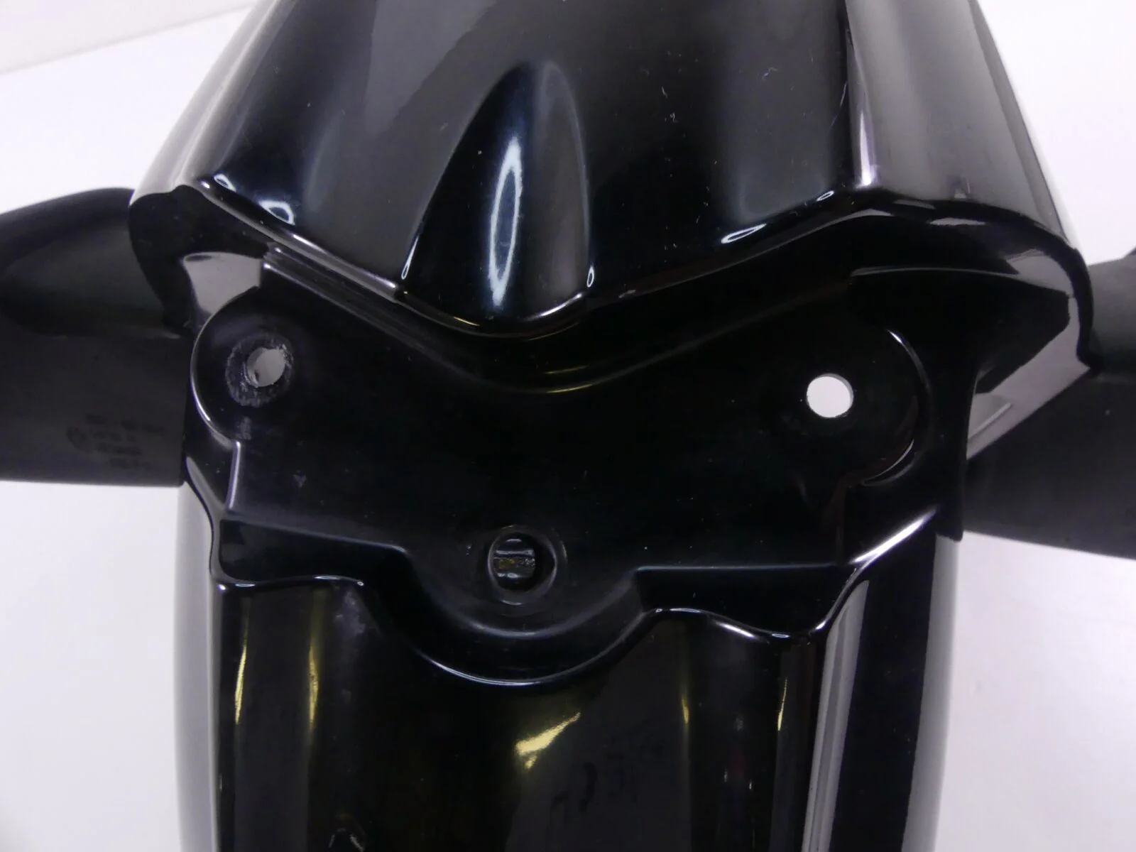 2008 BMW R1200R K27 Front Fender Tire Hugger Mud Guard 46617697182 - Image 7