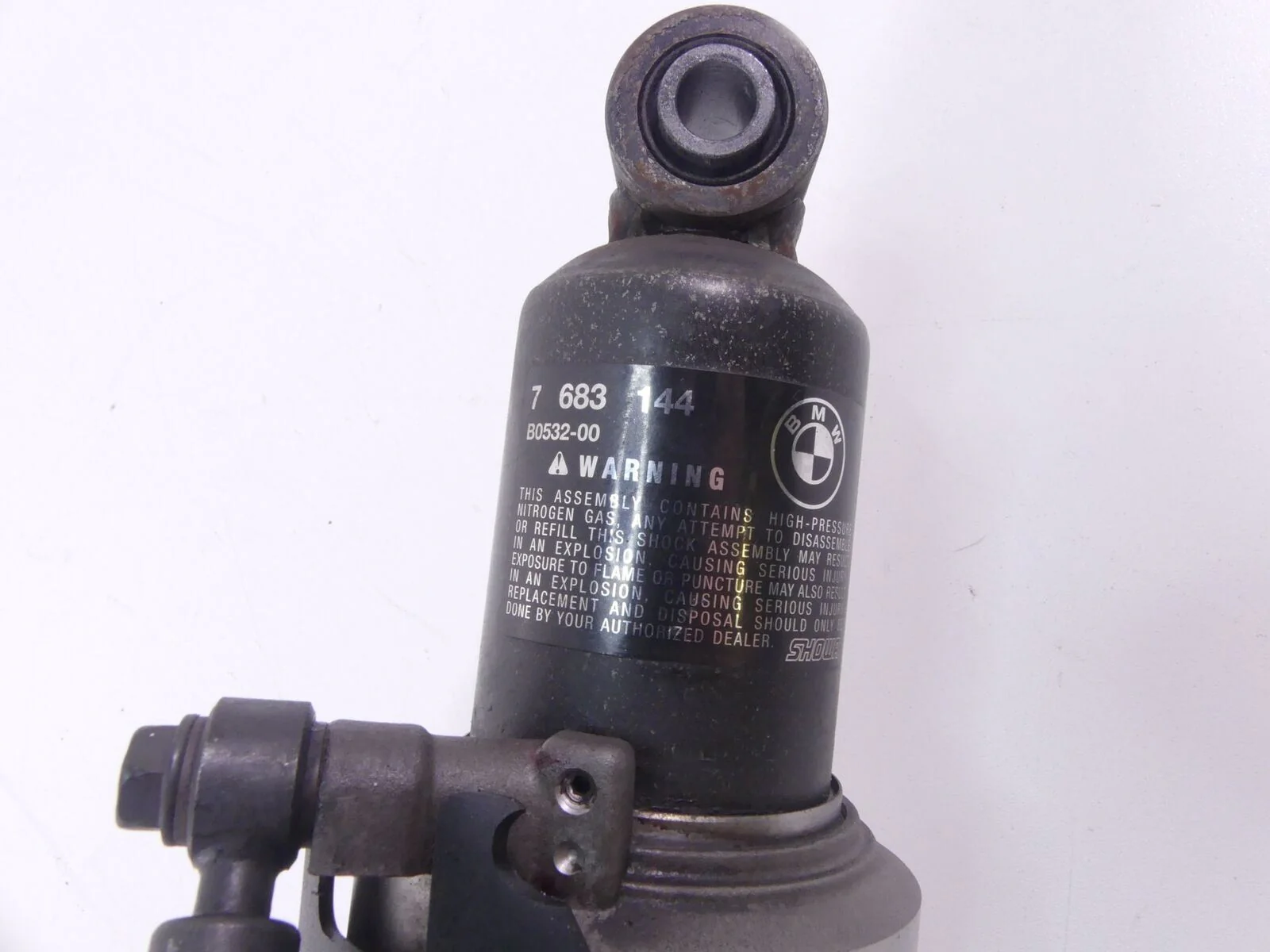 2008 BMW R1200R K27 Straight Rear Shock Damper Suspension 7683144 33537729434 - Image 7