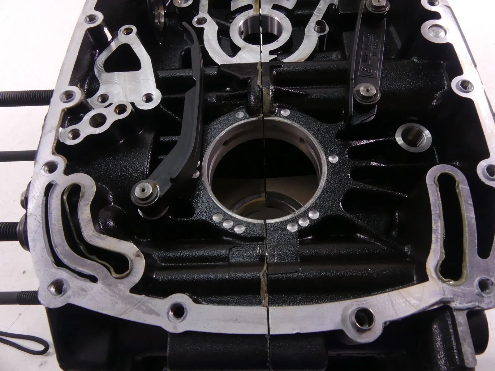 2008 BMW R1200RT K26 Engine Motor Crankcase Crank Case 34K 11117701990 - Image 10