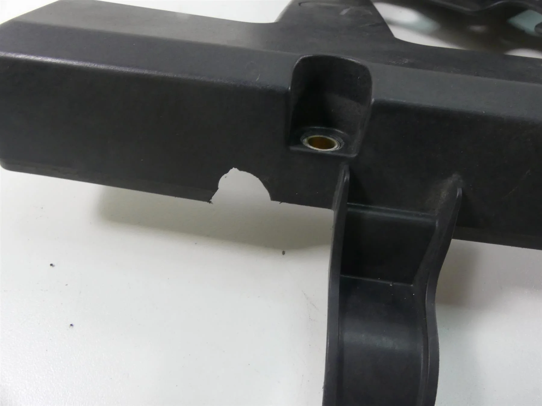 2008 Ducati 1098 S Battery Carrier Electrical Stay Holder Set - Read 82919392A - Image 3