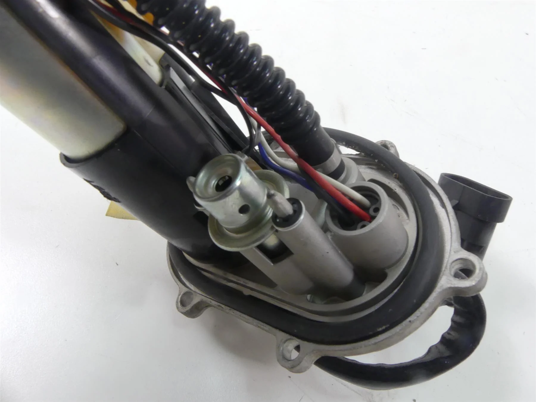 2008 Ducati 1098 S Fuel Gas Petrol Pump 15K -Tested 16023661A - Image 6
