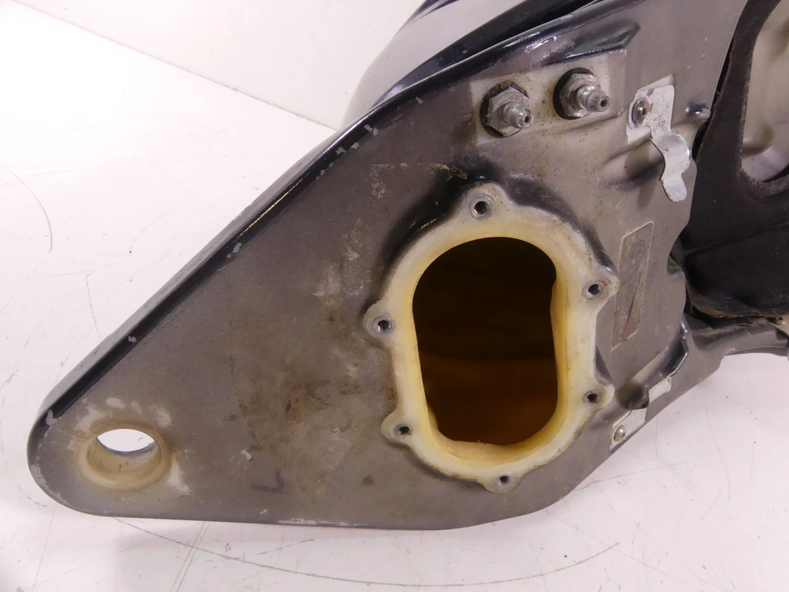 2008 Ducati 1098 S Fuel Gas Petrol Tank Reservoir  58611602A - Image 7