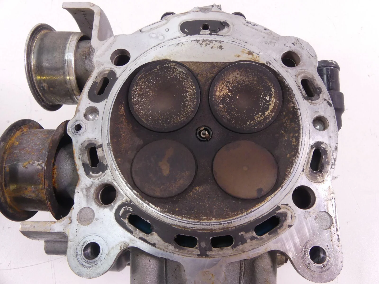 2008 Ducati 1098 S Rear Front Cylinder Head Vertical Horizontal Set 30122393B - Image 12