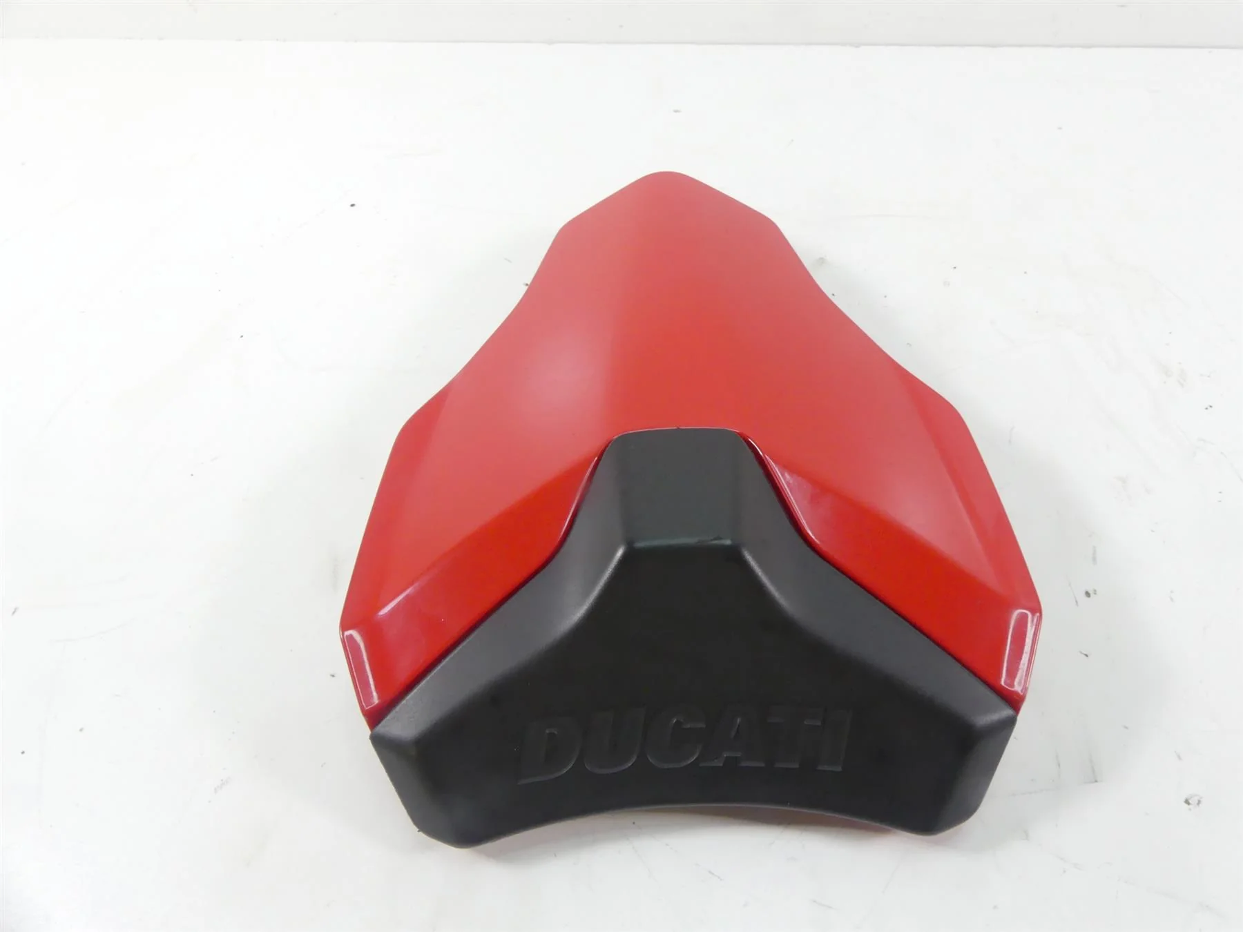 2008 Ducati 1098 S Rear Oem Red Passenger Seat Cover Cowl 24733071A - Image 4