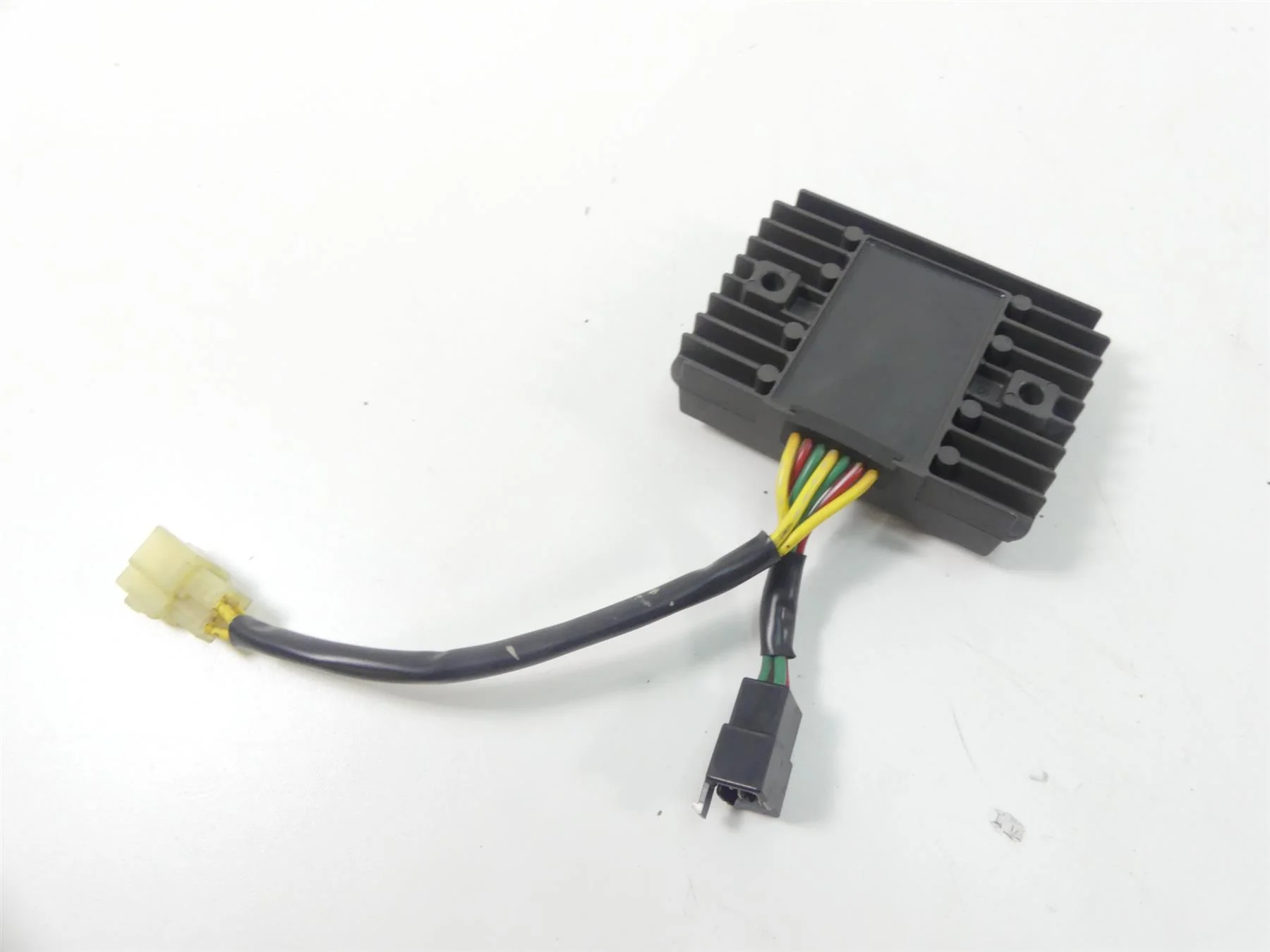 2008 Ducati 1098 S Rectifier Voltage Regulator 54040191A SH579EA - Image 2