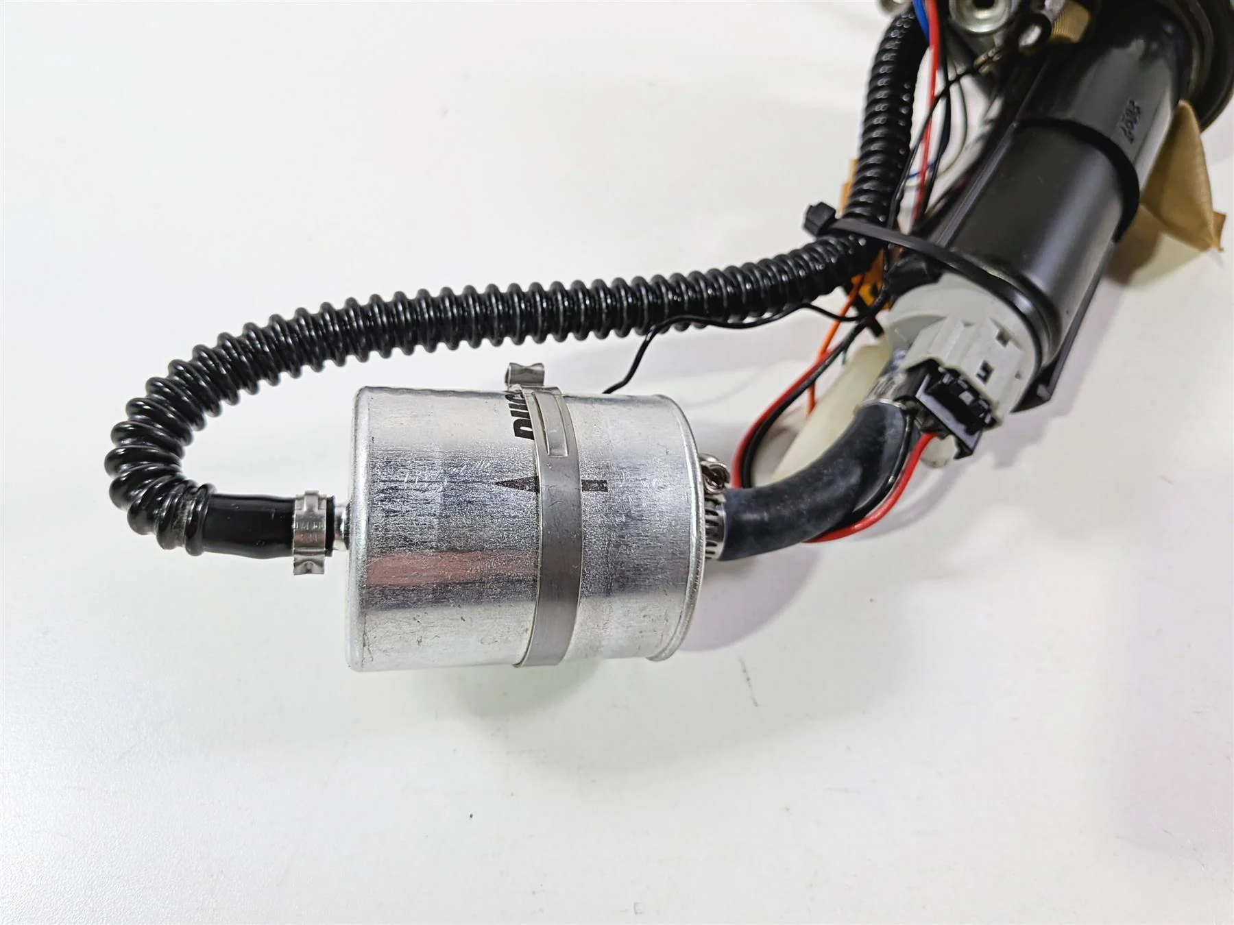 2008 Ducati 1098 SBK Fuel Gas Petrol Pump - Tested 16023661A - Image 9