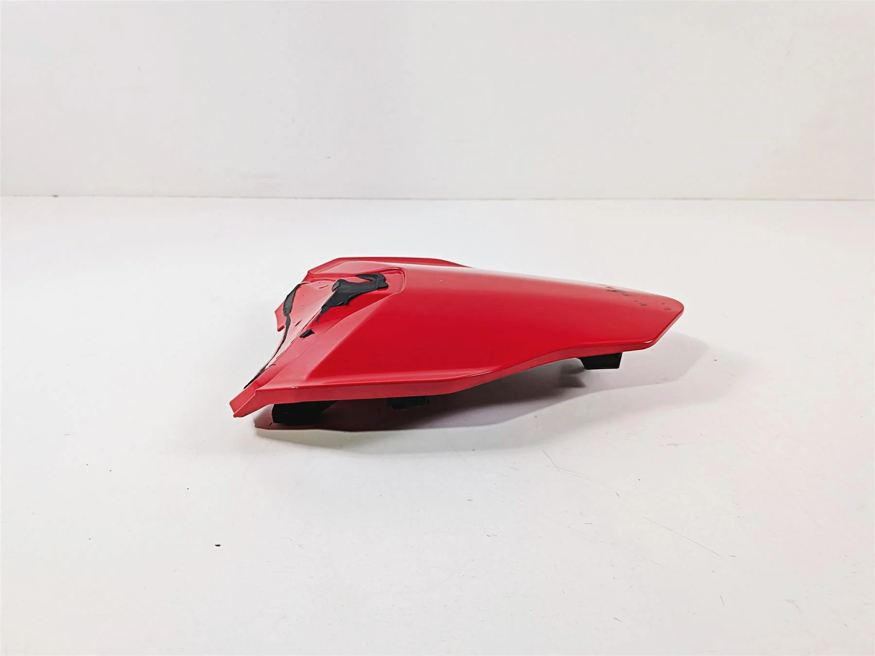 2008 Ducati 1098 SBK Rear Passenger Seat Cover Cowl 24713071 - Image 2