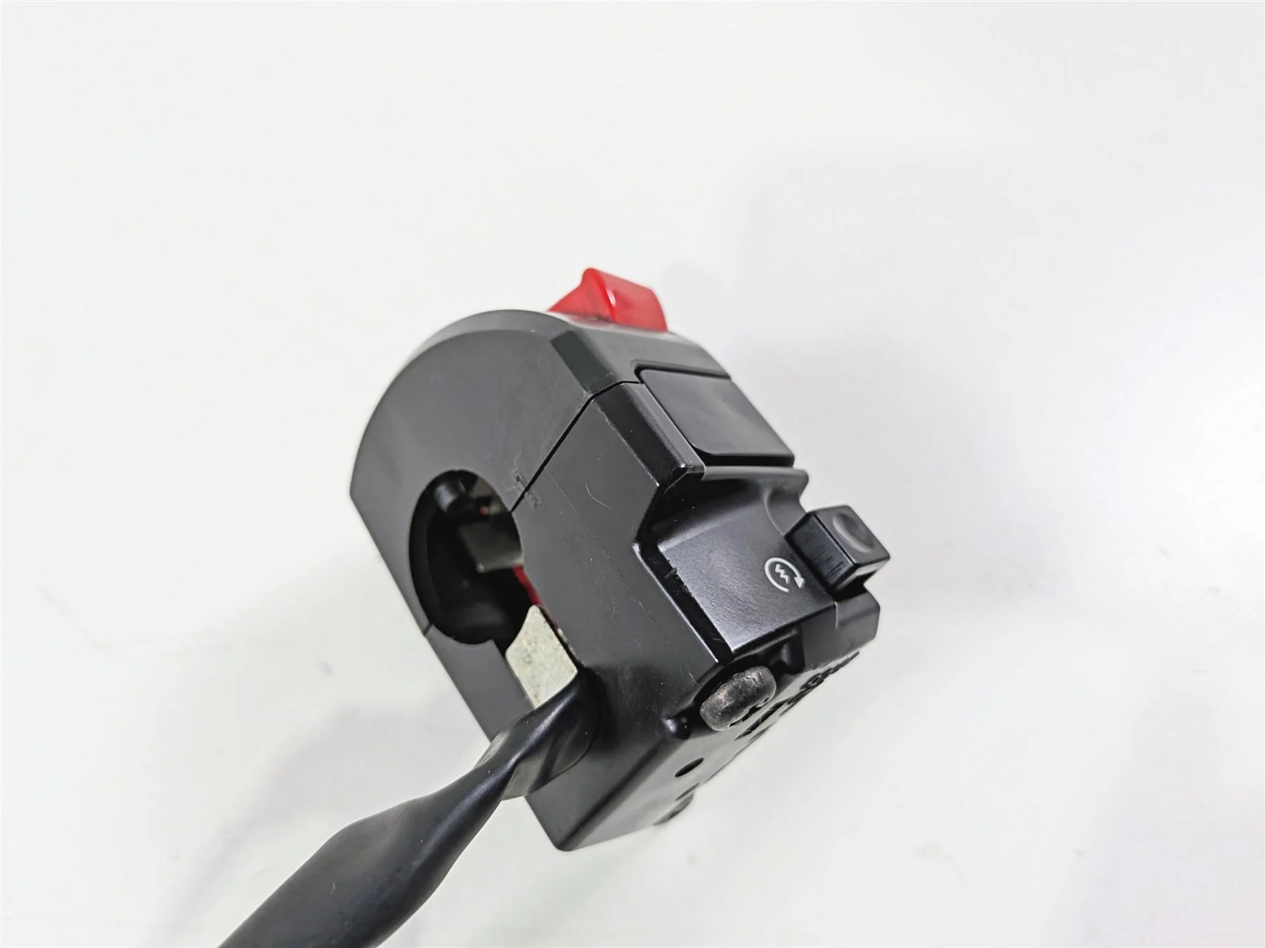 2008 Ducati 1098 SBK Right Hand Start Stop Control Switch 65040111A - Image 10