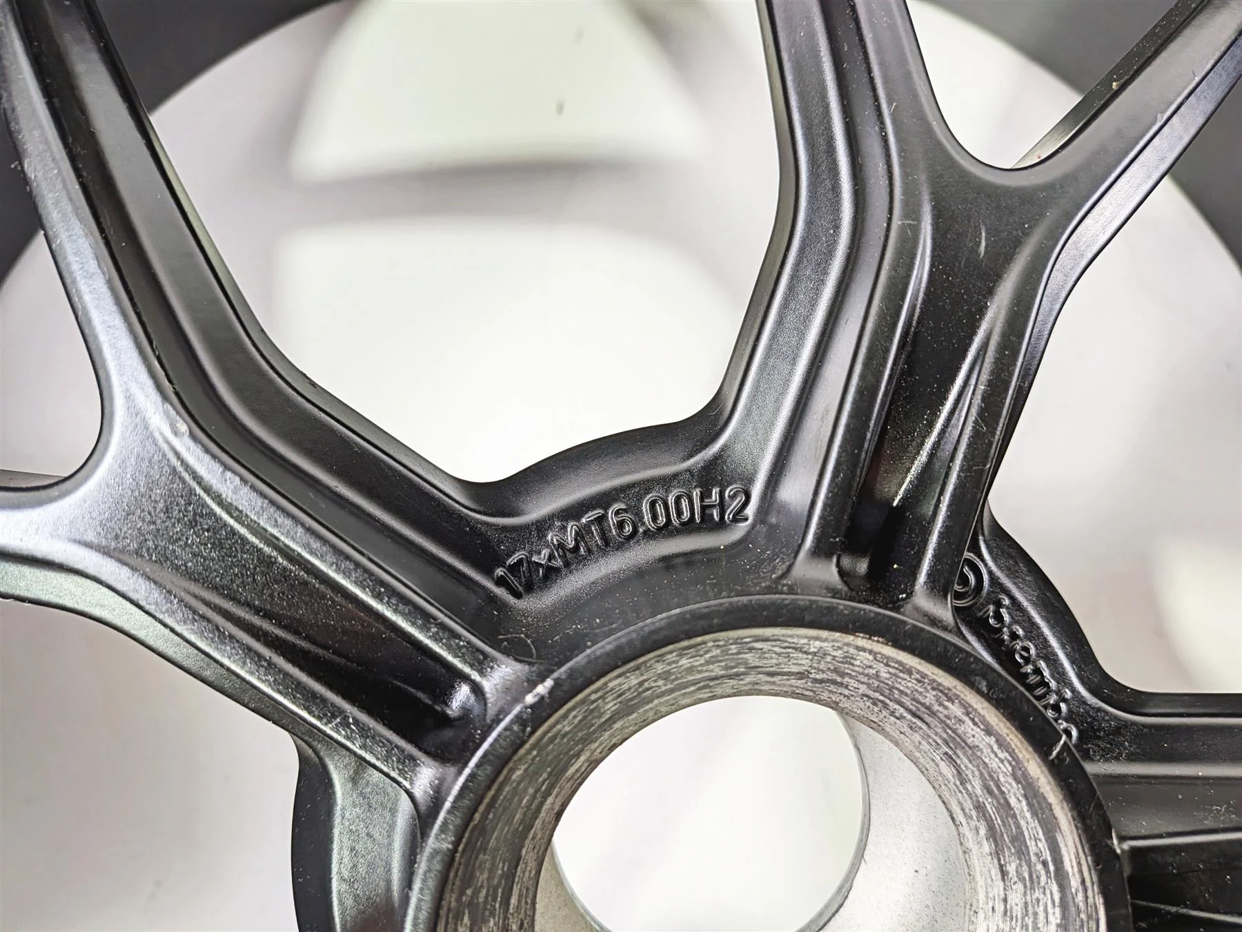 2008 Ducati 1098 SBK Straight 17x6 Marchesini Rear Wheel Rim 50221271AB - Image 2