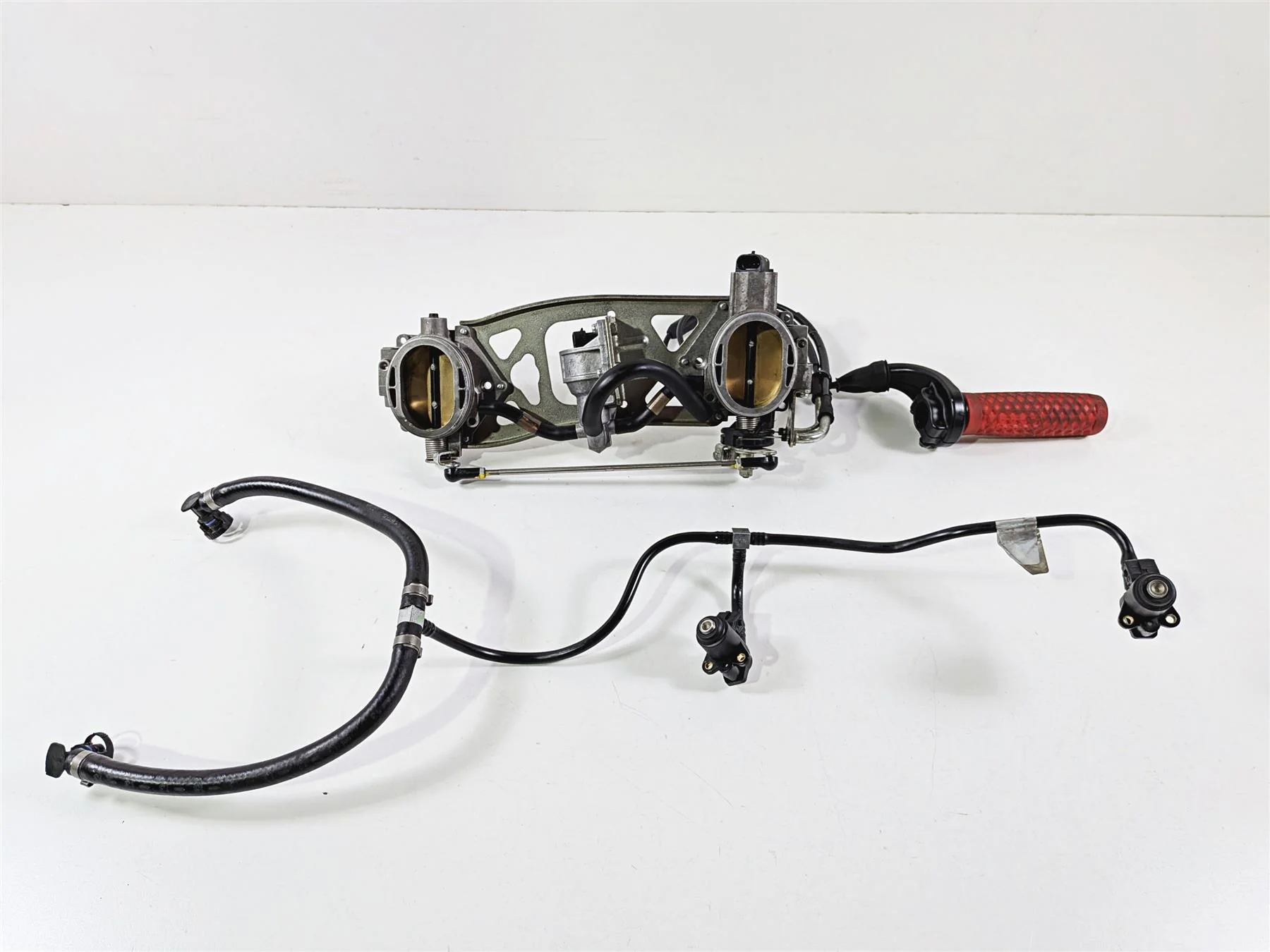 2008 Ducati 1098 SBK Throttle Body + Grip & Injector Set 28240791A