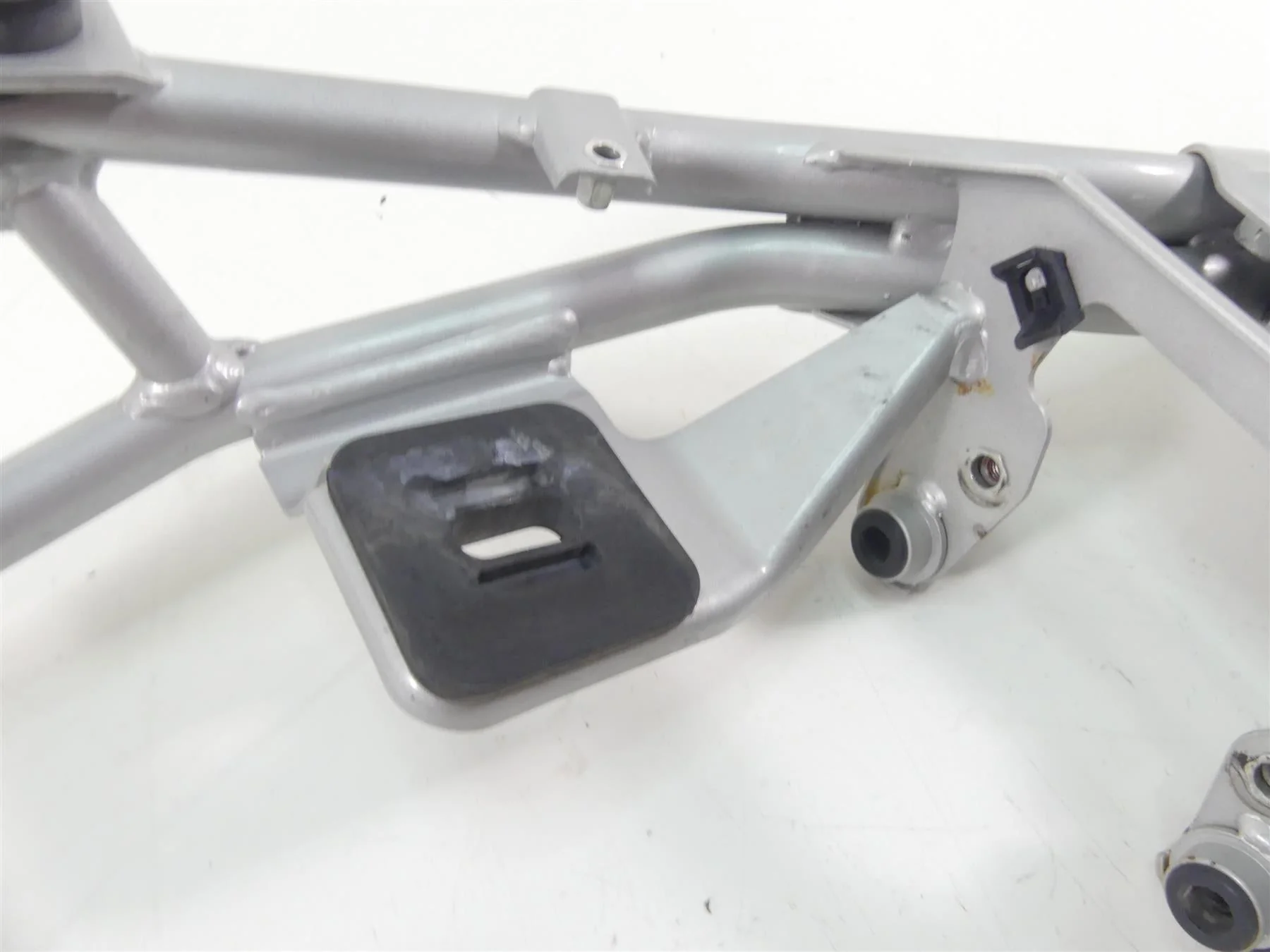 2008 Ducati Hypermotard 1100 Straight Rear Subframe Sub Frame 47011951B - Image 10