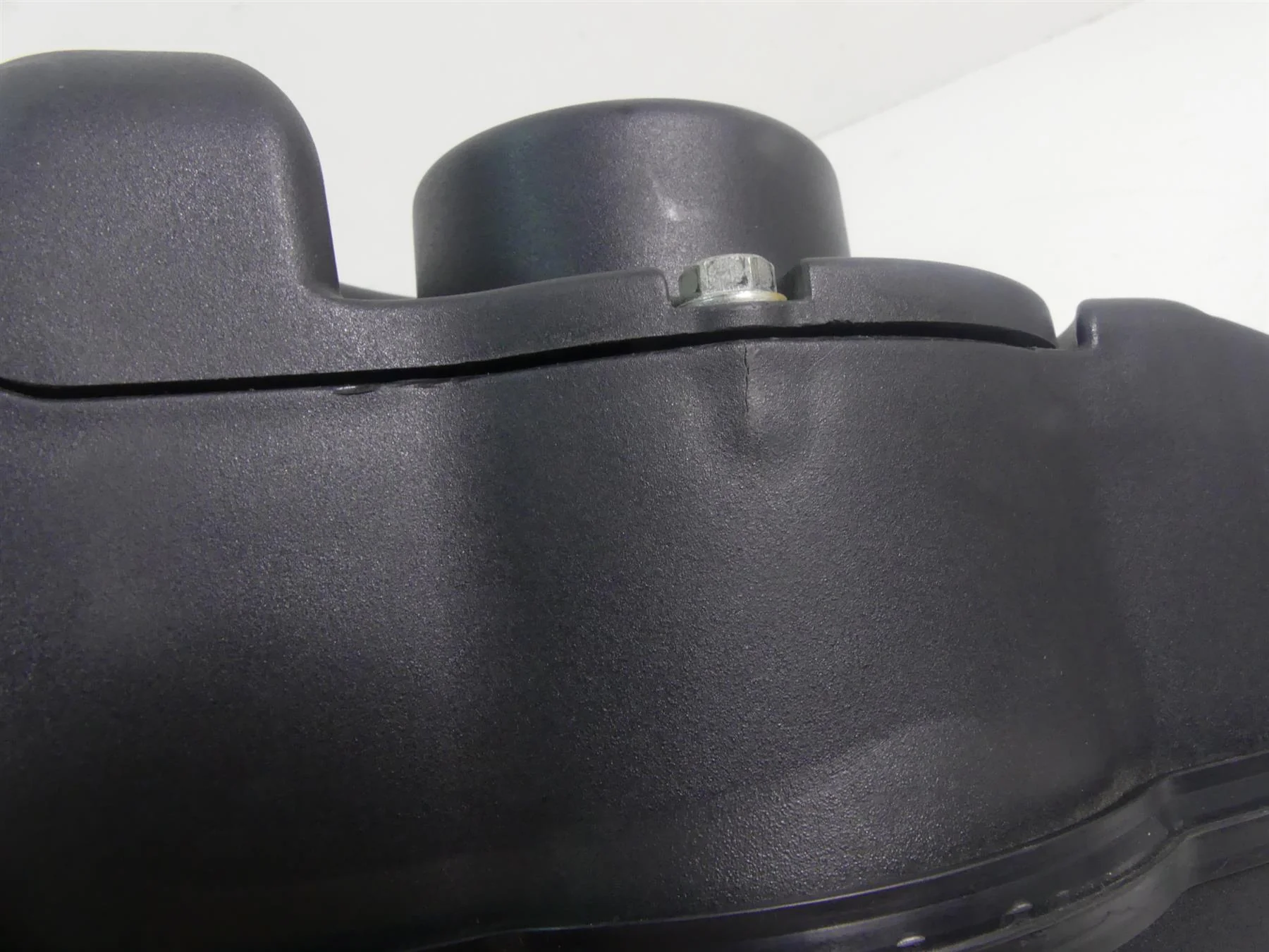 2008 Ducati Hypermotard 1100S Air Filter Cleaner Breather Box - Read 44211291B - Image 10