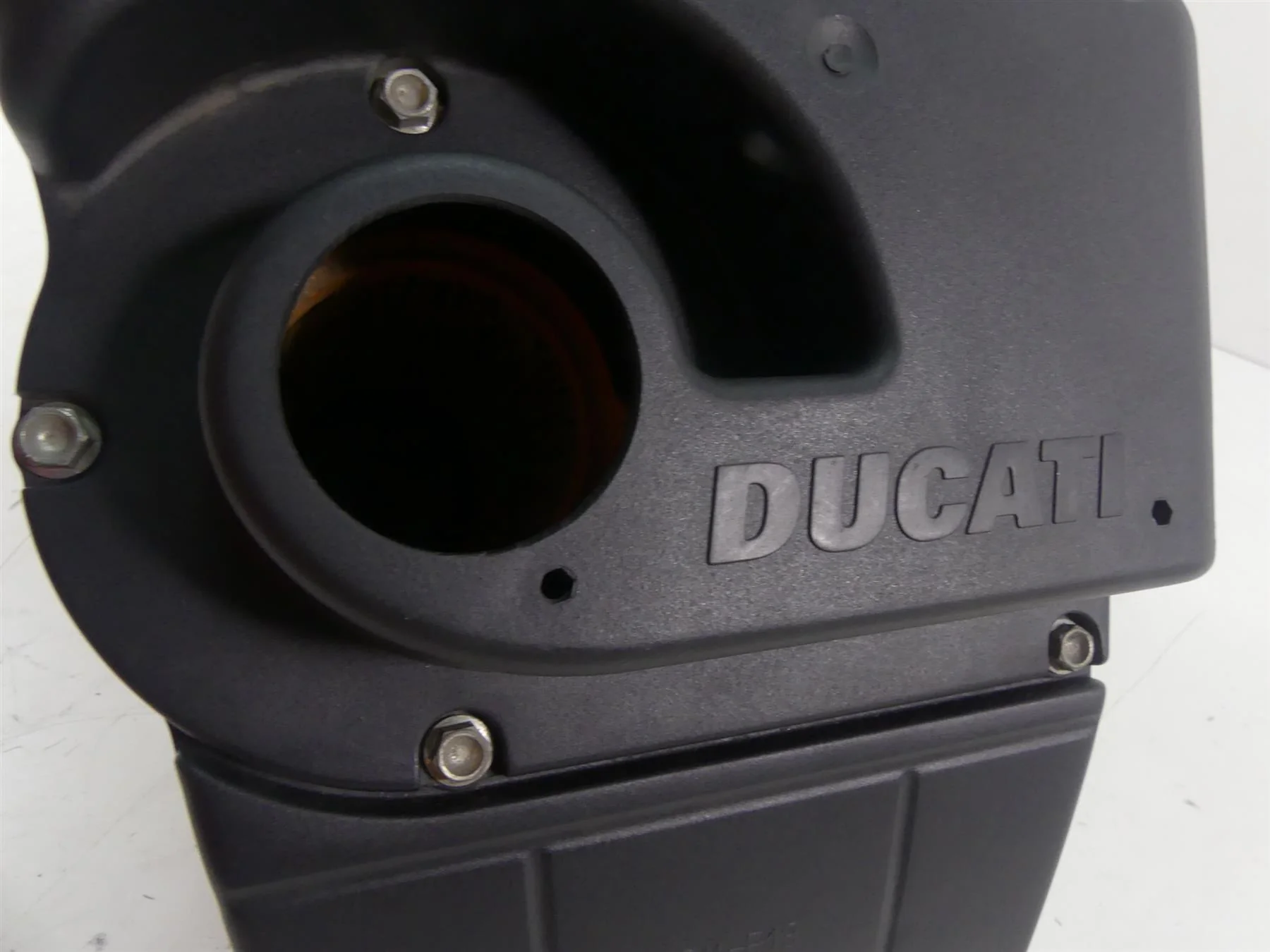 2008 Ducati Hypermotard 1100S Air Filter Cleaner Breather Box - Read 44211291B - Image 6