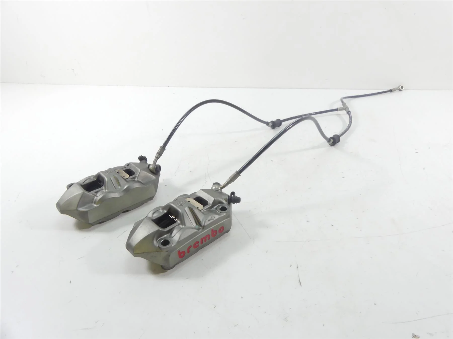 2008 Ducati Hypermotard 1100S Front Brembo Brake Caliper Set 61040901A 61040911A - Image 2