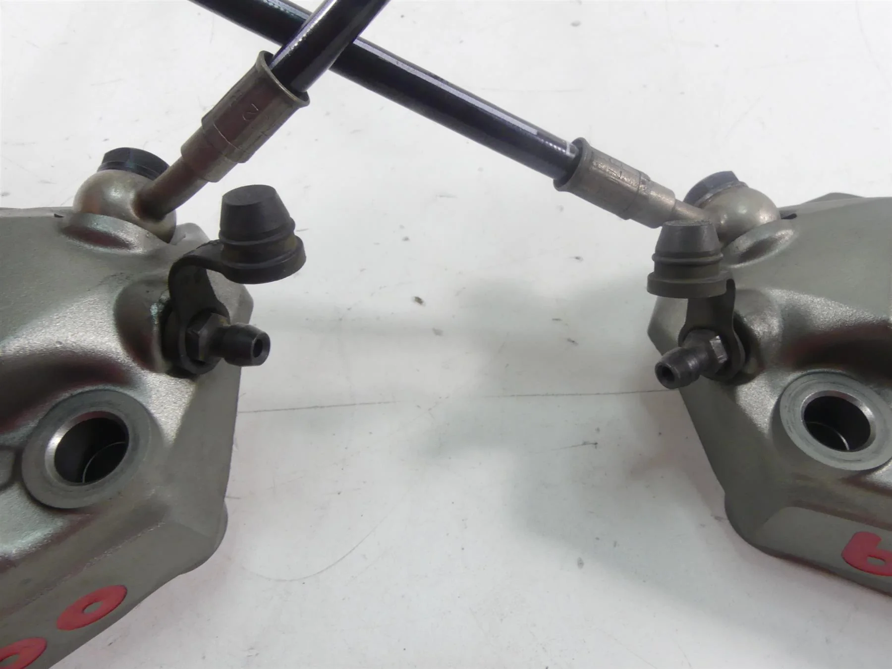 2008 Ducati Hypermotard 1100S Front Brembo Brake Caliper Set 61040901A 61040911A - Image 9