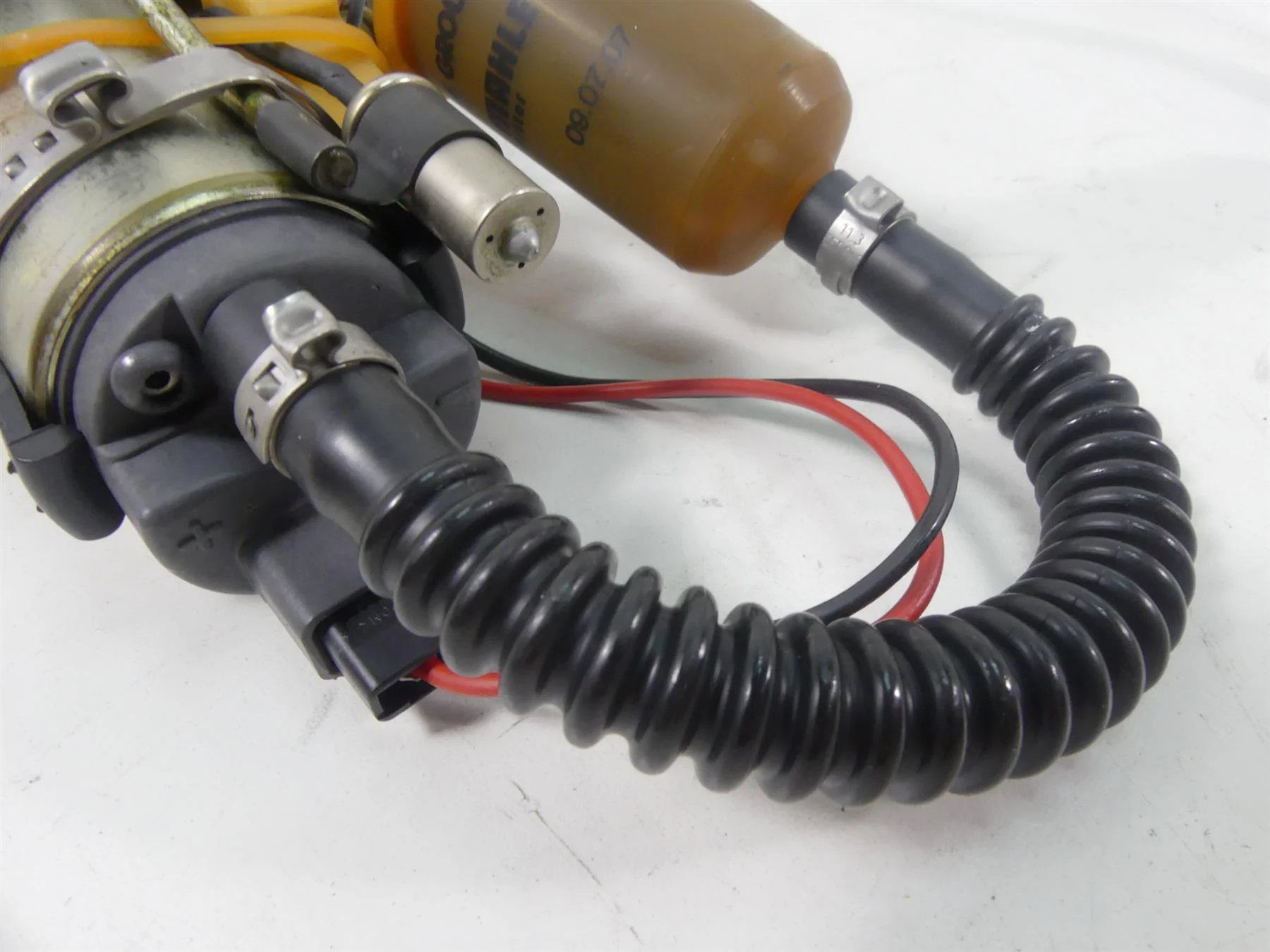 2008 Ducati Hypermotard 1100S Fuel Gas Petrol Pump - 6K - Tested 16023701A - Image 10