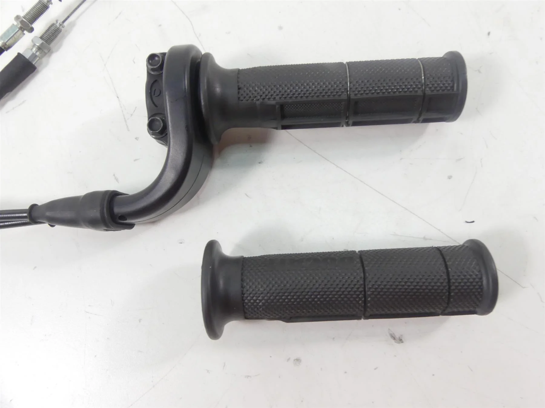 2008 Ducati Hypermotard 1100S Throttle Control Cable Grip Grab Set  65440101A - Image 5