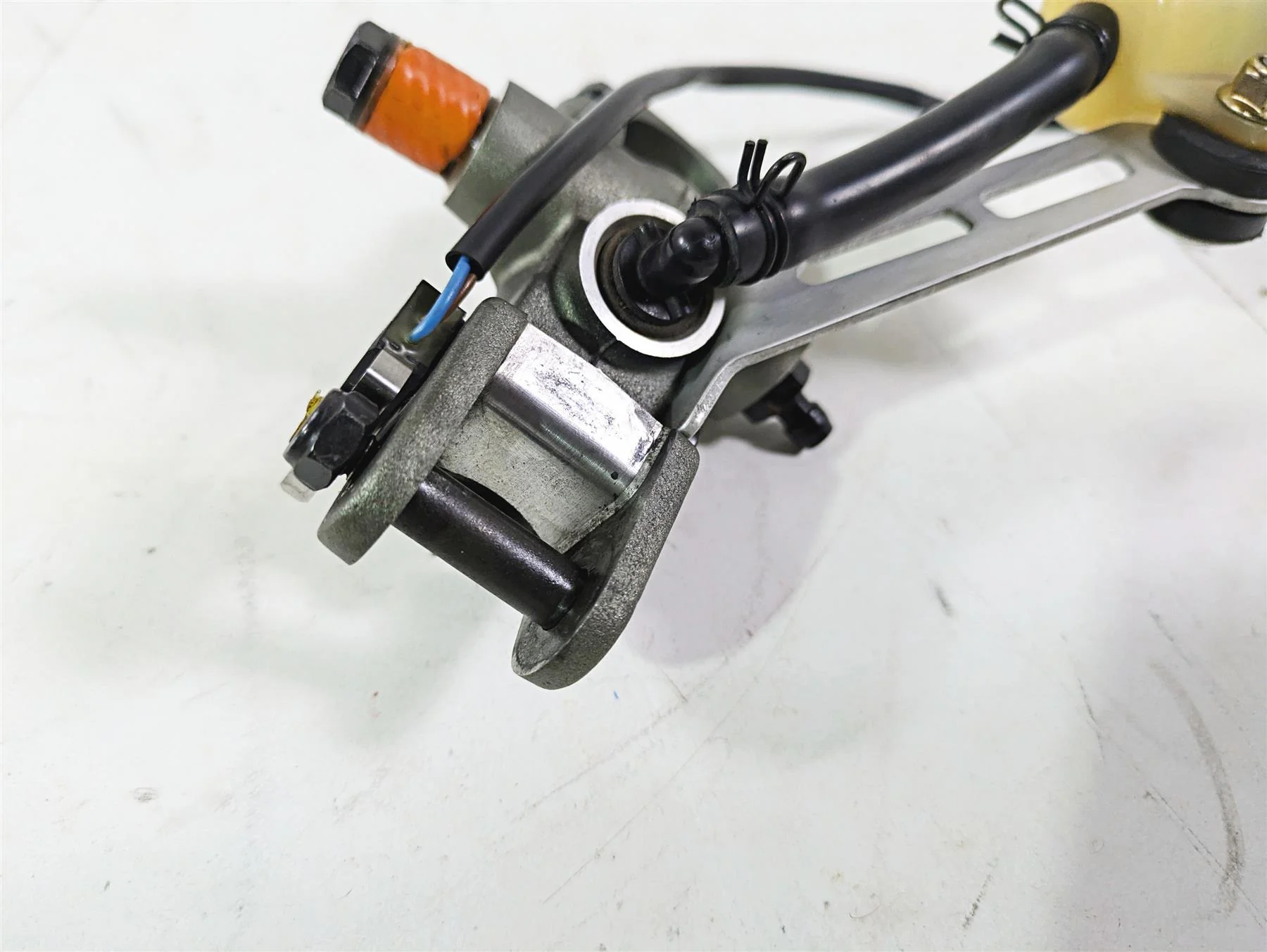 2008 Ducati SBK 1098 S Brembo Clutch Radial Master Cylinder - Read 63040351A - Image 10