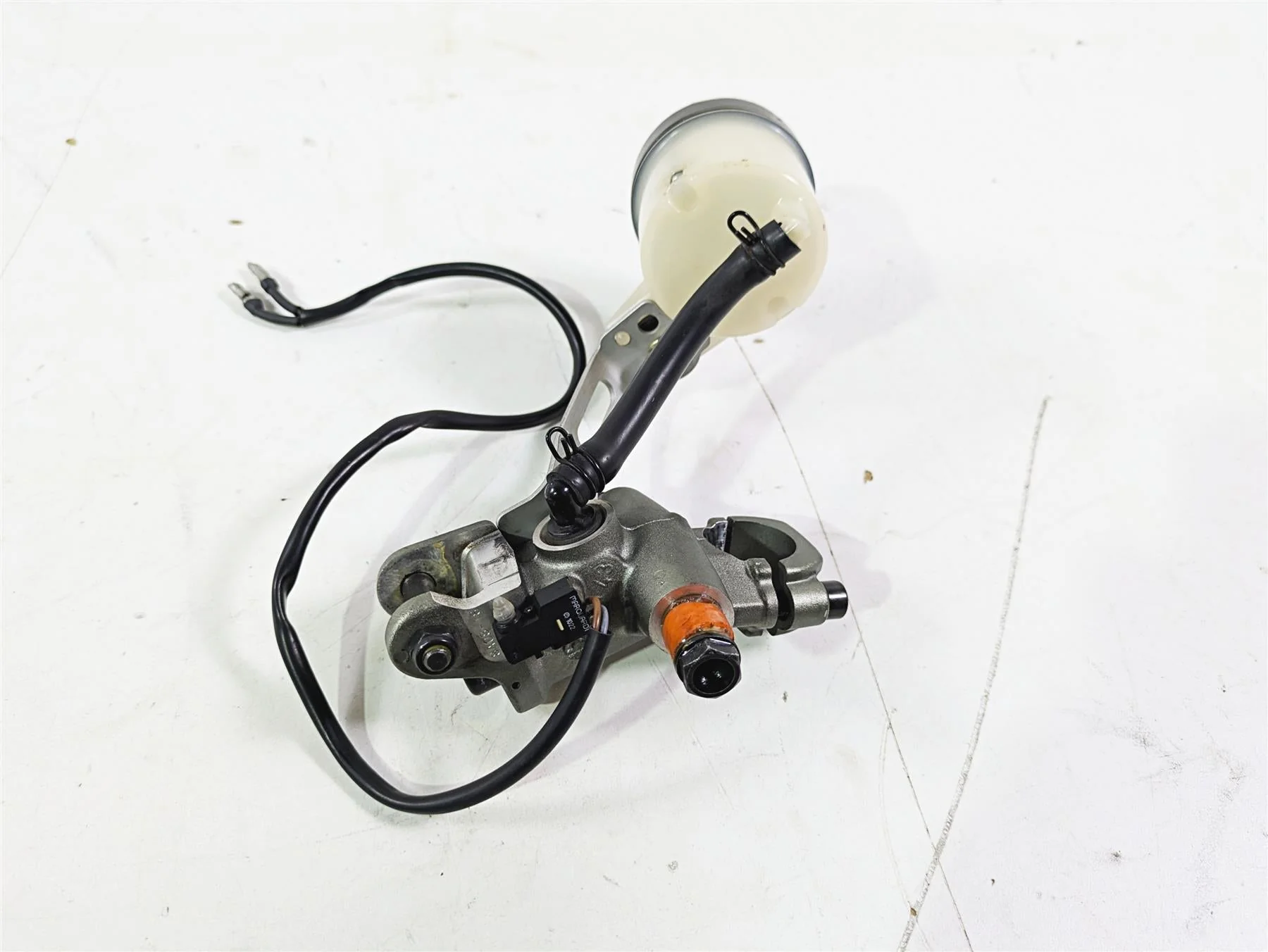 2008 Ducati SBK 1098 S Brembo Front Radial Brake Master Cylinder 62440461A - Image 11