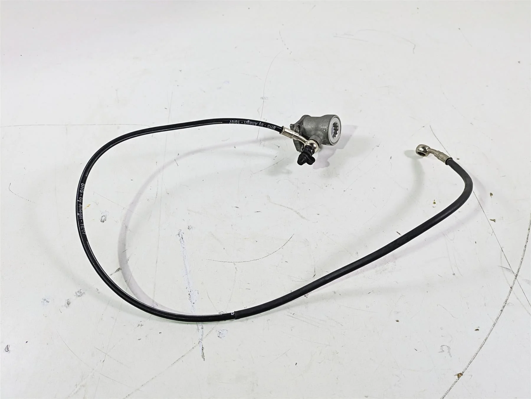 2008 Ducati SBK 1098 S Clutch Slave Cylinder + Line 19540031A - Image 4