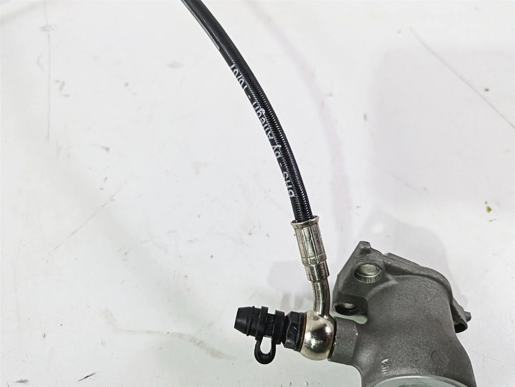 2008 Ducati SBK 1098 S Clutch Slave Cylinder + Line 19540031A - Image 7