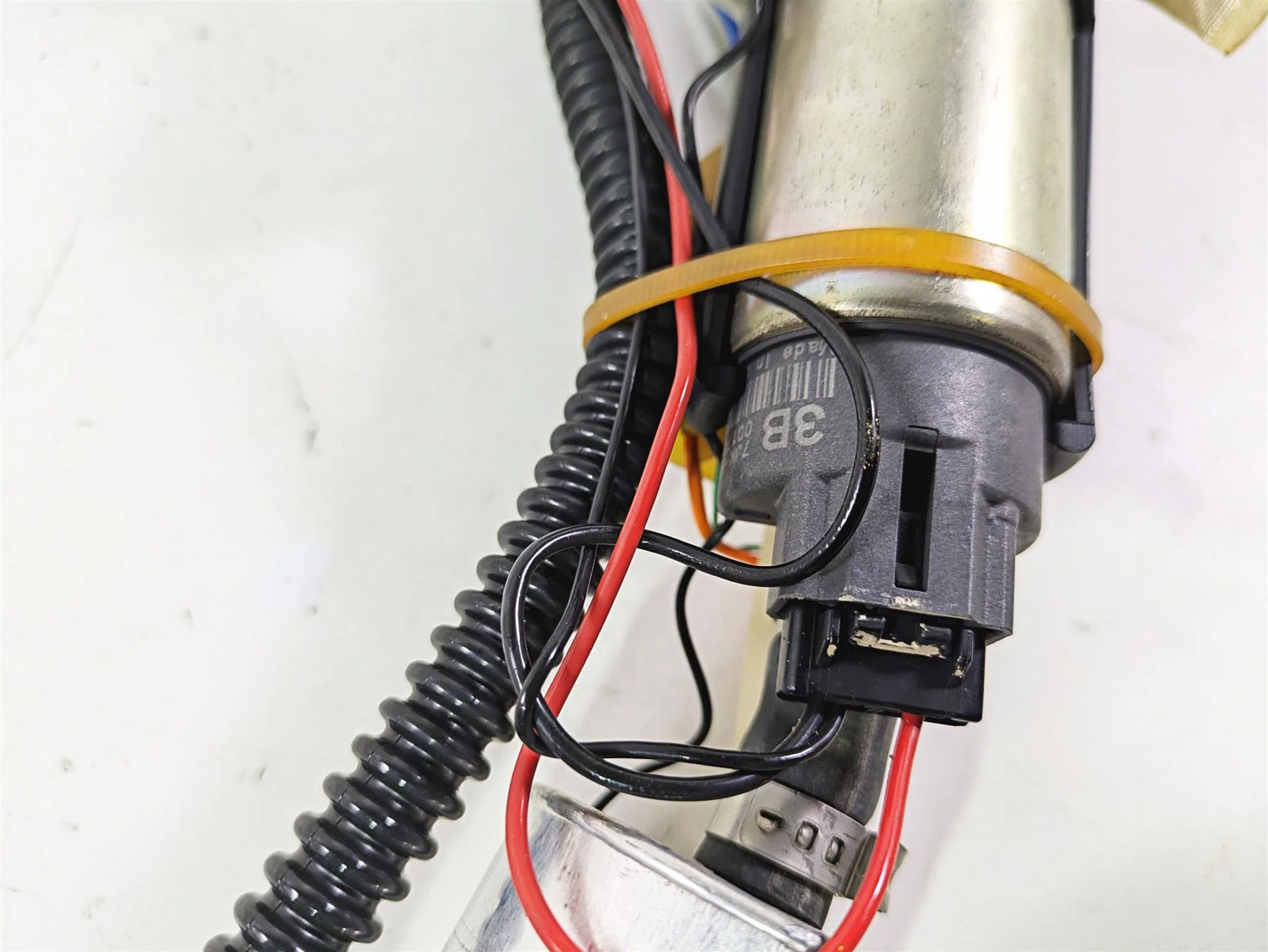 2008 Ducati SBK 1098 S Fuel Gas Petrol Pump 16023661A - Image 11