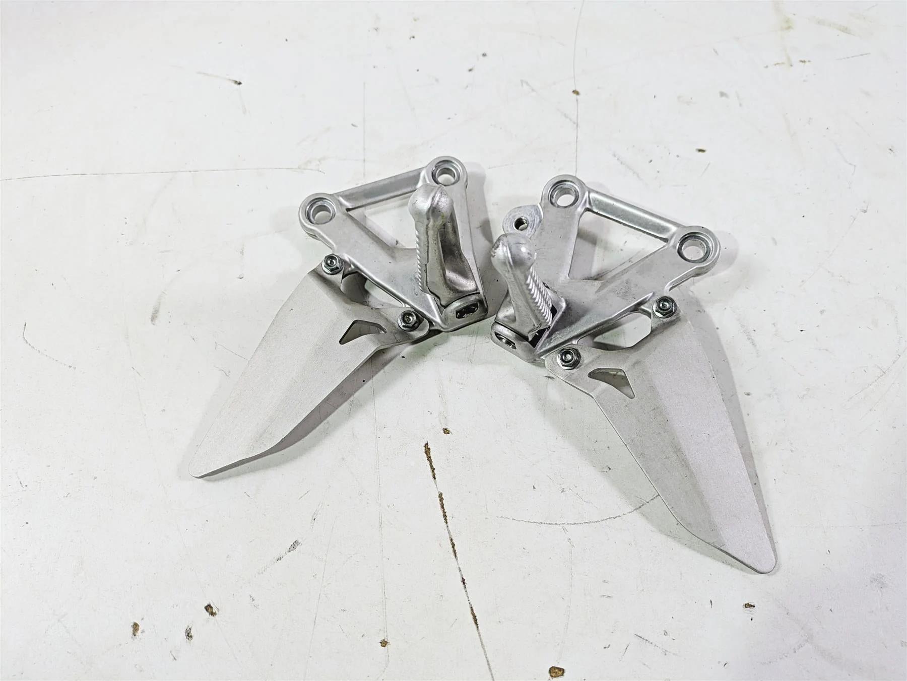2008 Ducati SBK 1098 S Left Right Rider Footpeg Set 82411231A 82411221A