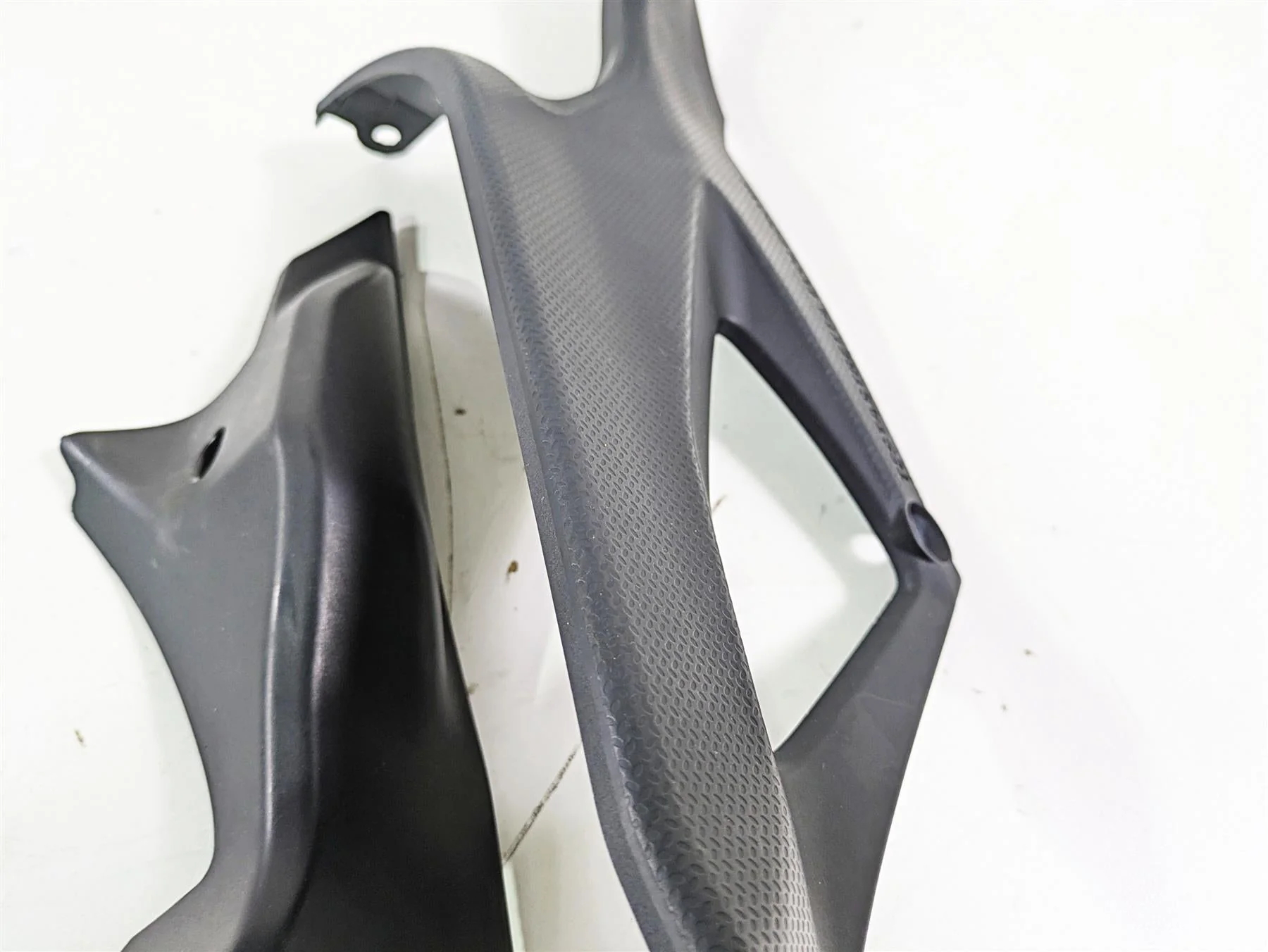 2008 Ducati SBK 1098 S Plastic Frame Infill Cover Cowl Fairing Set 48211841A - Image 4