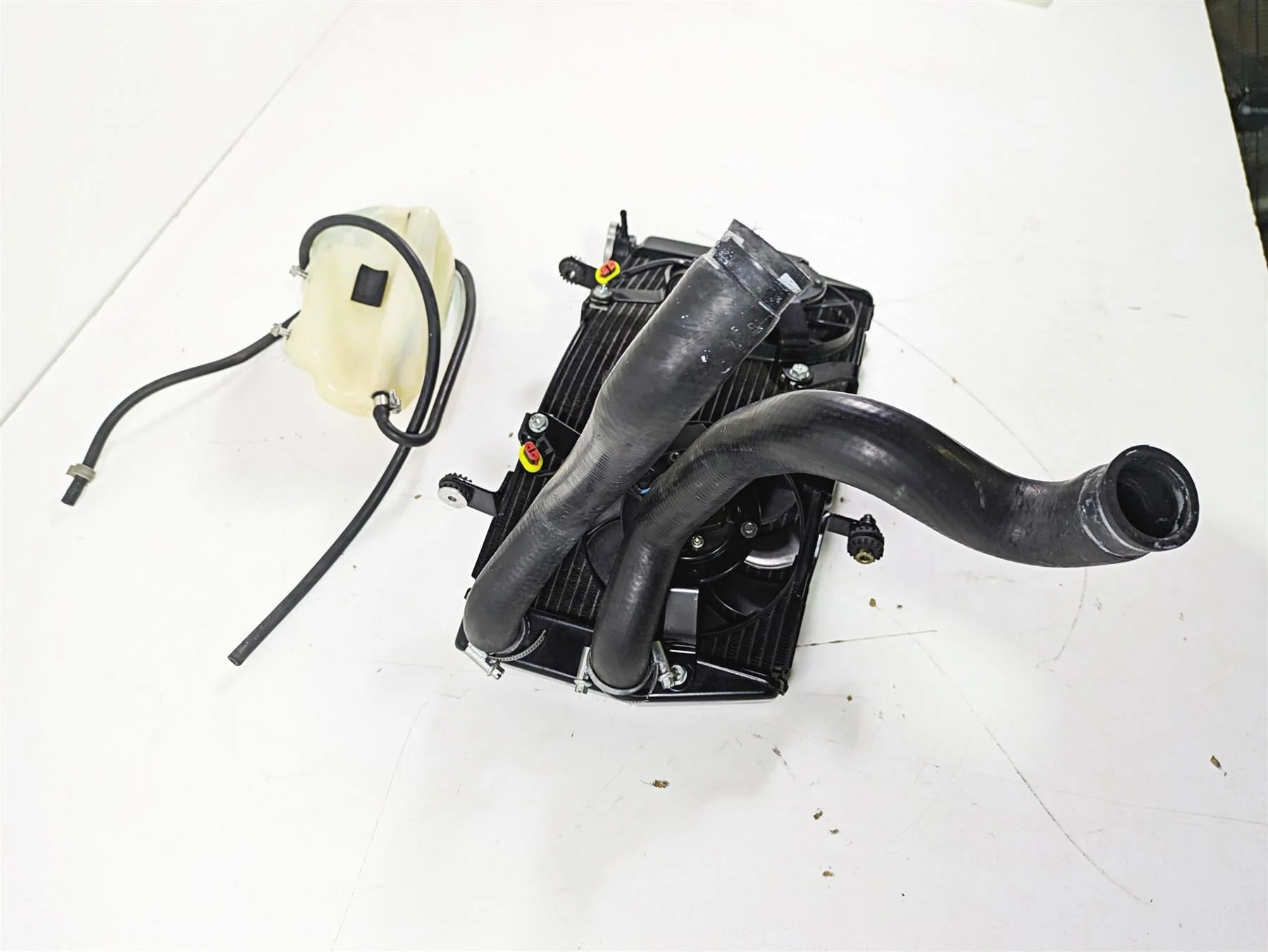 2008 Ducati SBK 1098 S Radiator Fan Reservoir Hoses Set 54840741B 54840742B - Image 2