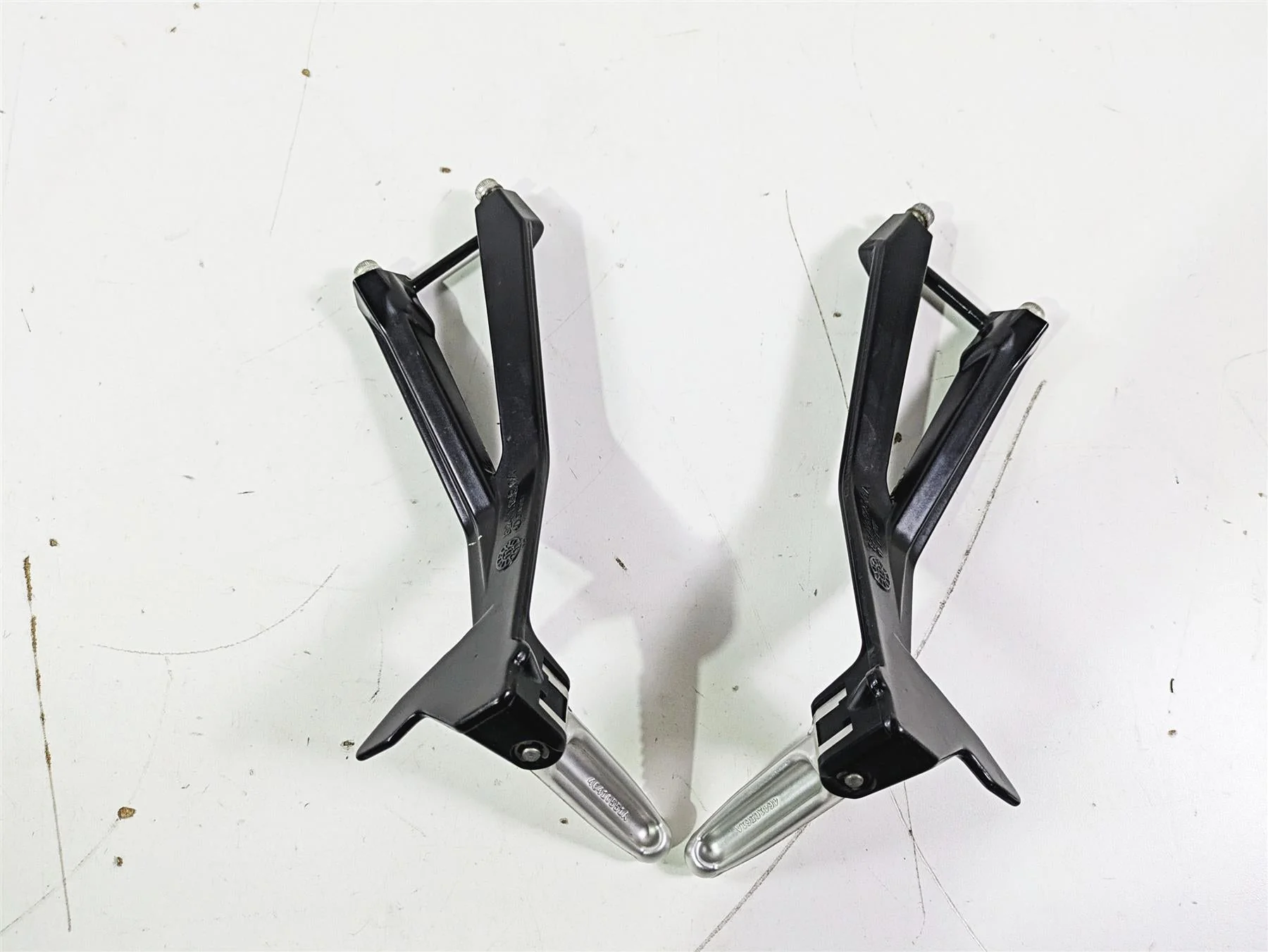 2008 Ducati SBK 1098 S Rear Passenger Foot Peg Set 82411251A 82411241A - Image 10