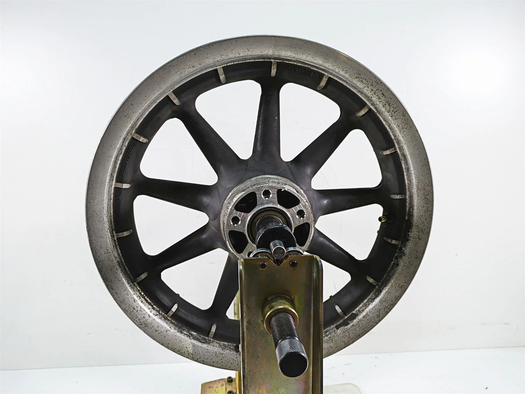 2008 Harley FLHTCU Electra Glide 16x3 Rear Wheel Rim 43402-00B - Image 4