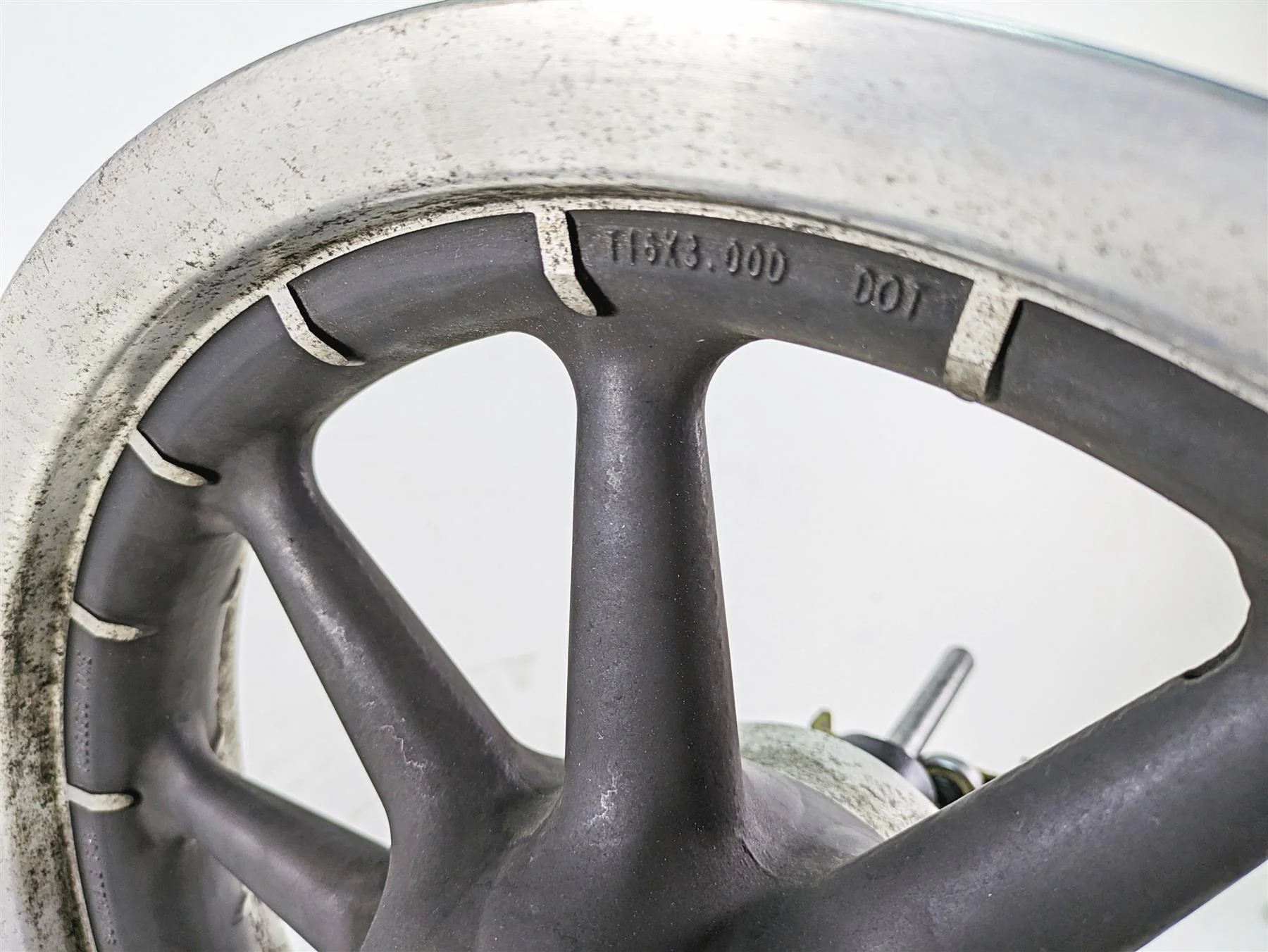 2008 Harley FLHTCU Electra Glide 16x3 Rear Wheel Rim 43402-00B - Image 7