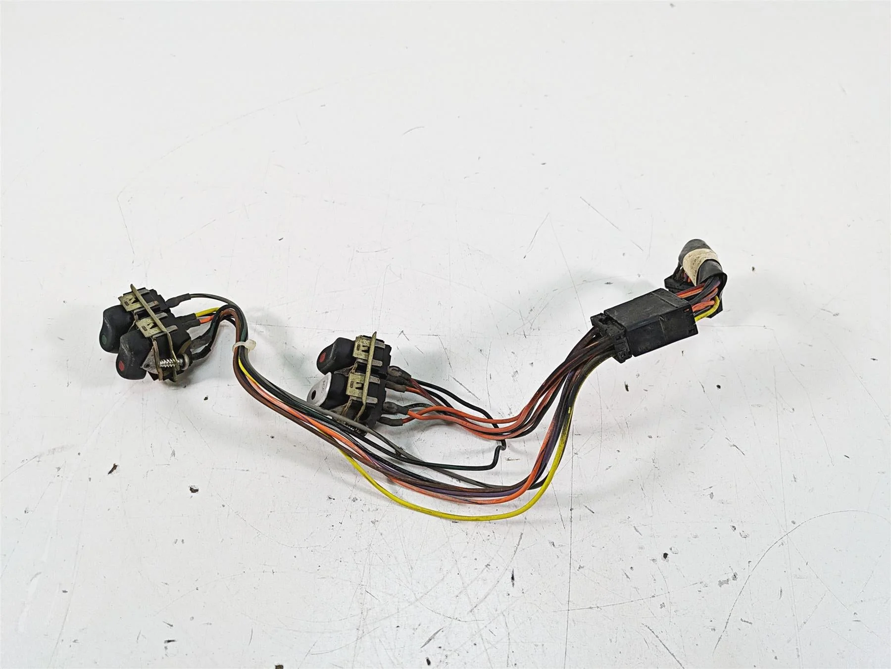 2008 Harley FLHTCU Electra Glide Auxiliary Cruise Spot Switch Set 70271-98 - Image 2