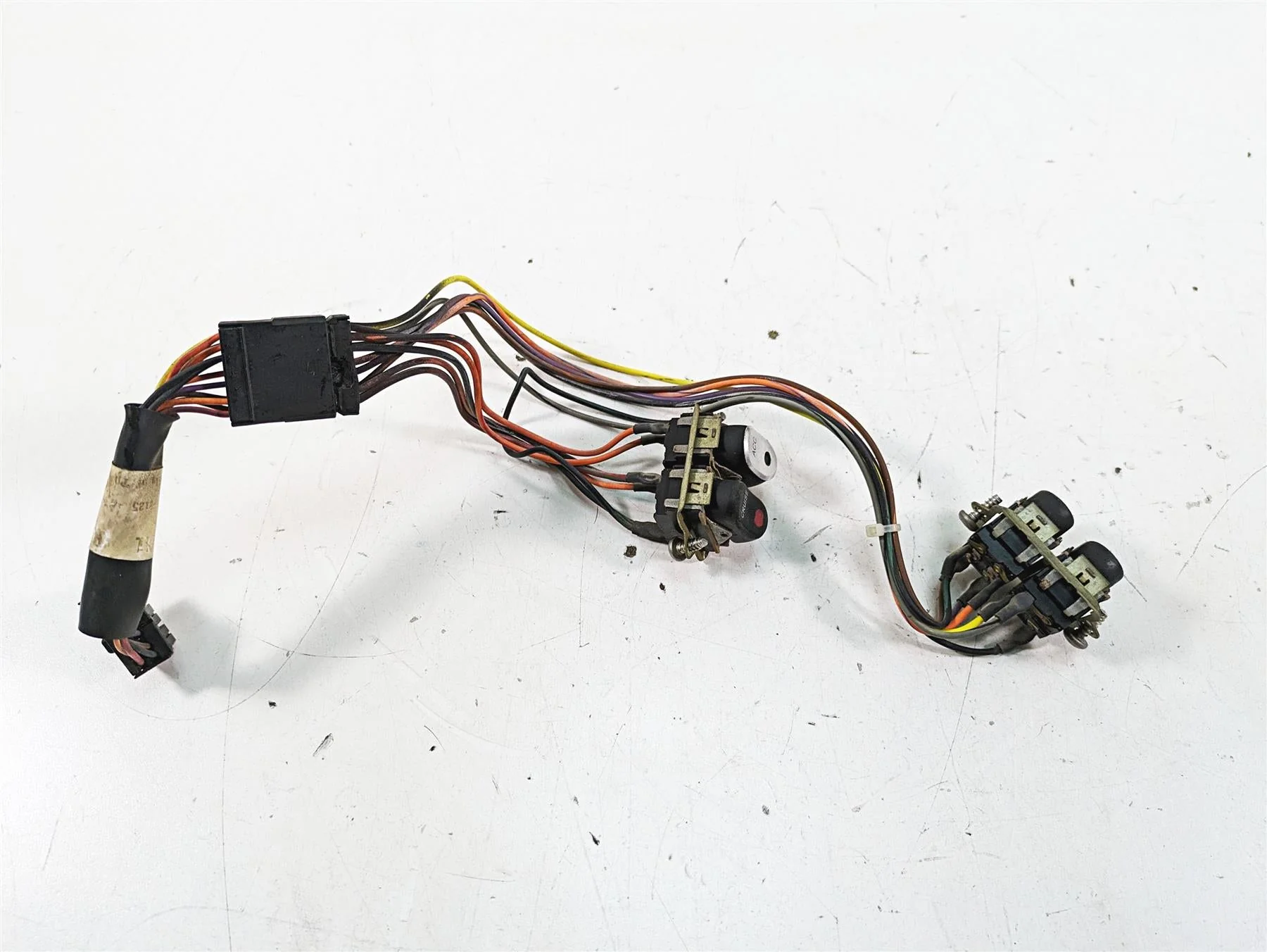 2008 Harley FLHTCU Electra Glide Auxiliary Cruise Spot Switch Set 70271-98 - Image 4