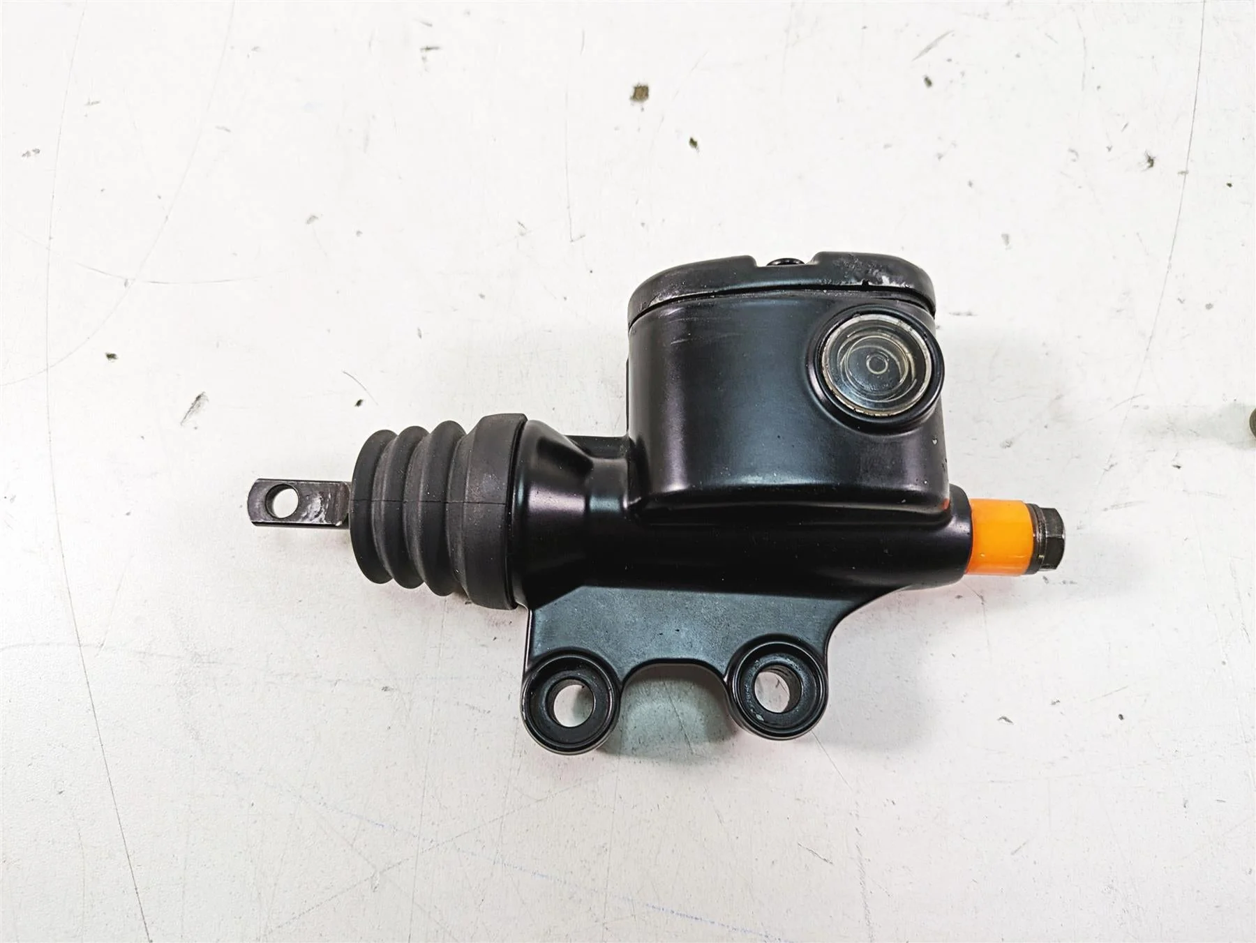 2008 Harley FLHTCU Electra Glide Brembo Rear Brake Master Cylinder 41763-08C - Image 6