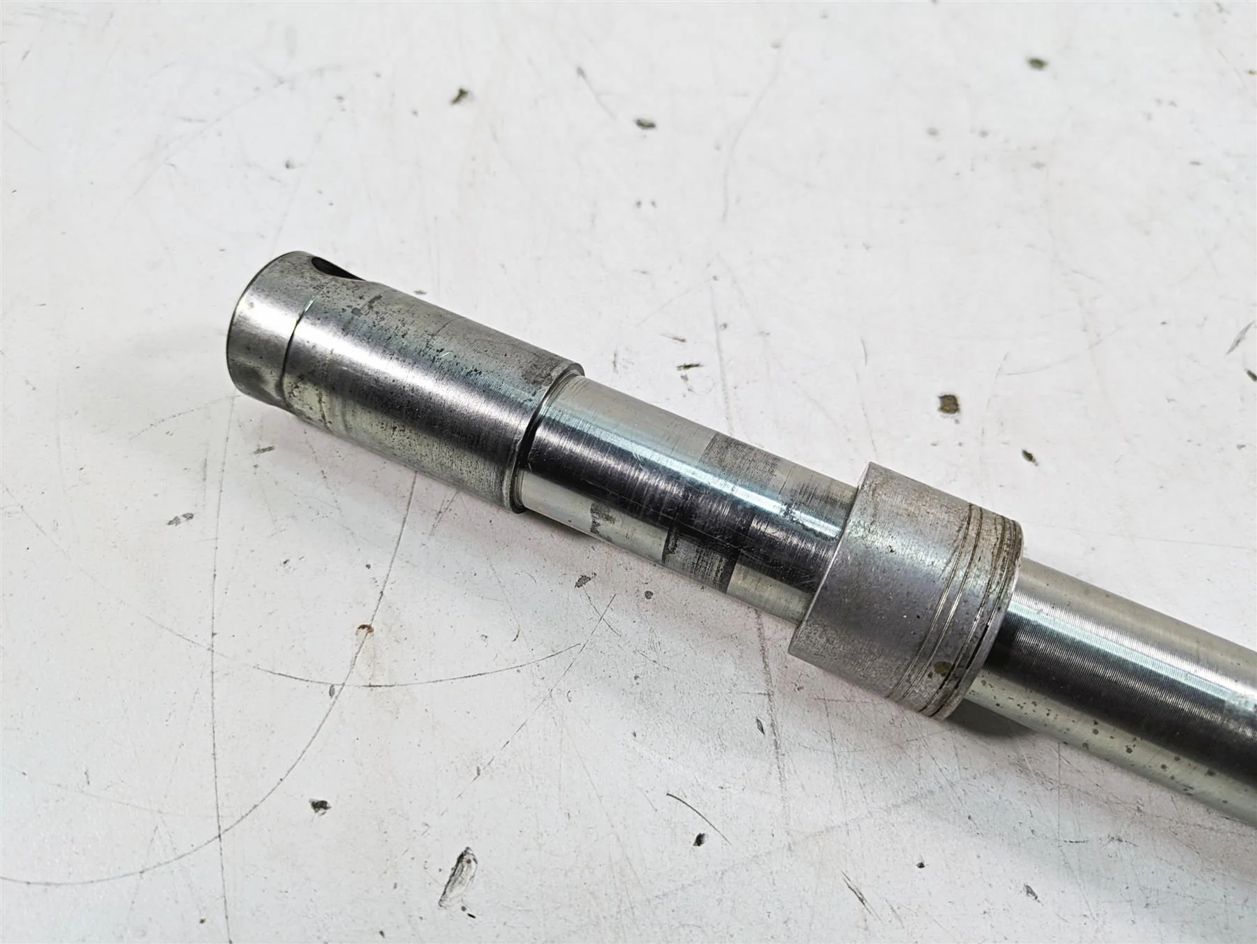 2008 Harley FLHTCU Electra Glide Front Axle Wheel Spindle 25mm 41547-07A - Image 12
