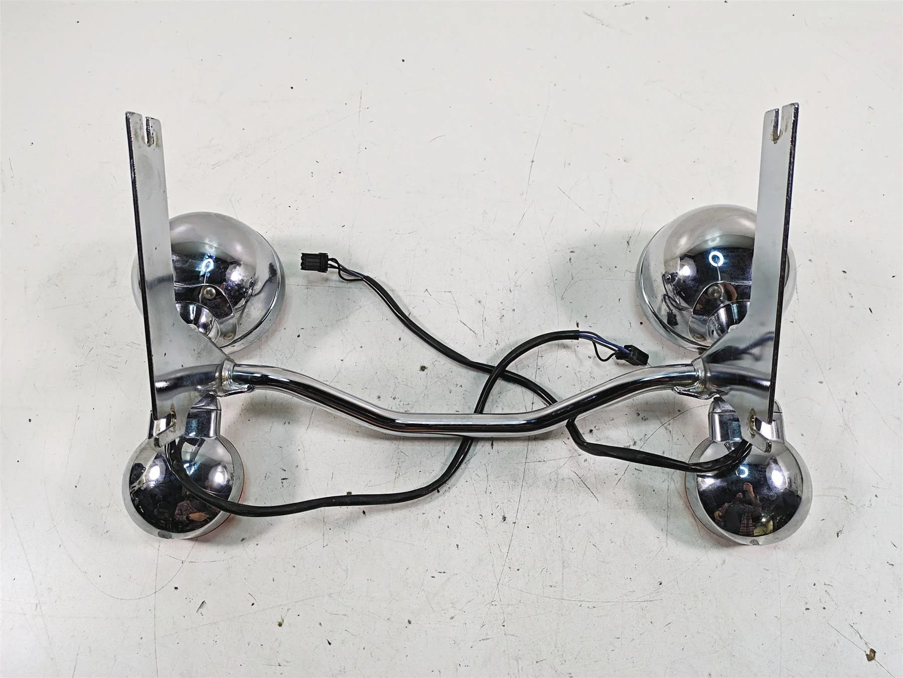2008 Harley FLHTCU Electra Glide Front Blinker Led Spot Light Bar 68712-94A - Image 10