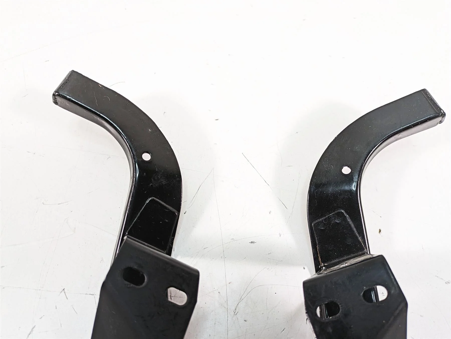 2008 Harley FLHTCU Electra Glide Front Fairing Mounts Bracket Set 58478-96B - Image 4
