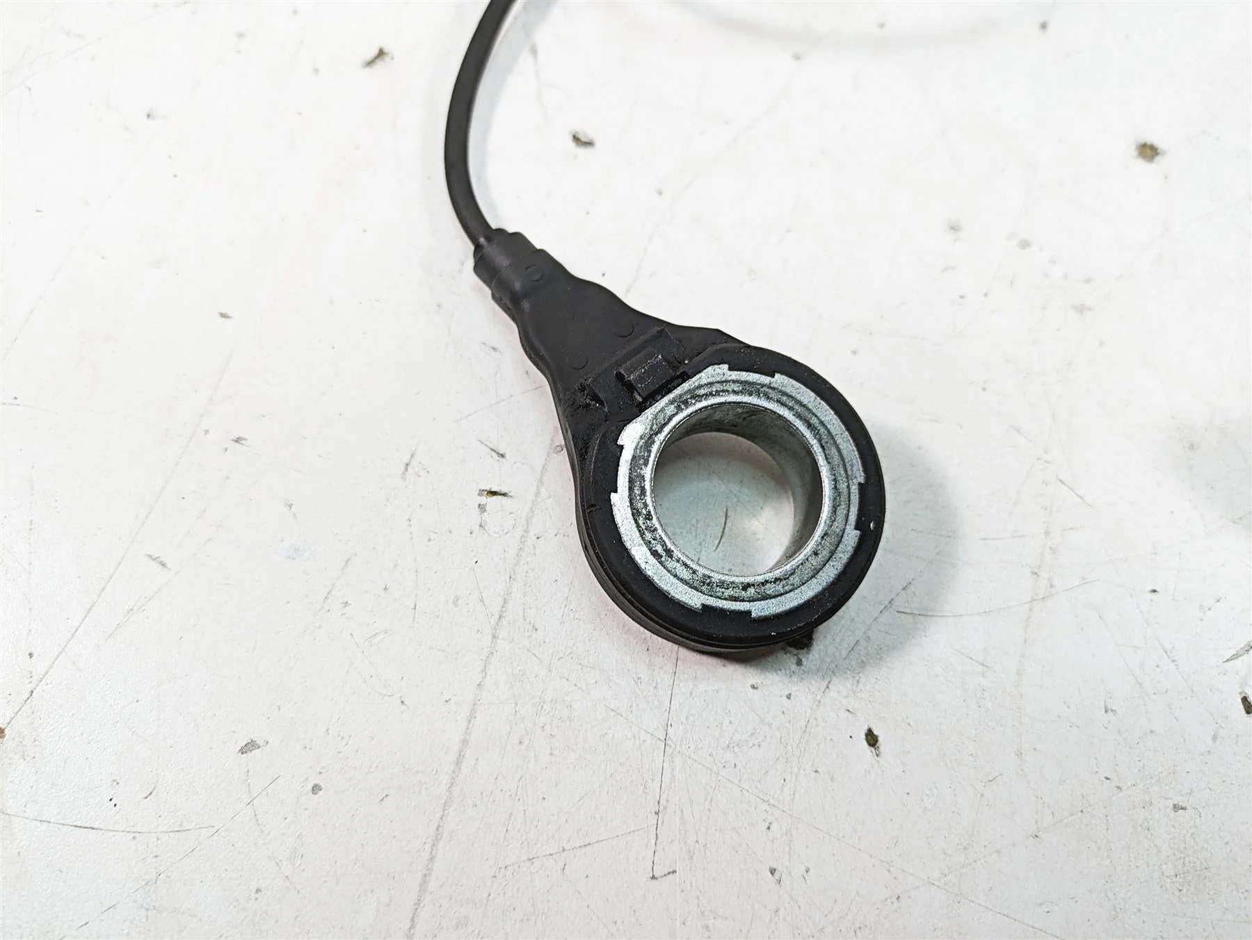 2008 Harley FLHTCU Electra Glide Front Rear Abs Wheel Speed Sensors 40615-08 - Image 9