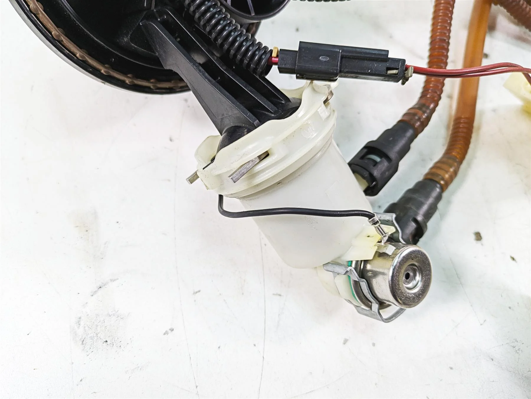 2008 Harley FLHTCU Electra Glide Fuel Gas Petrol Pump - Tested 62908-08 - Image 6