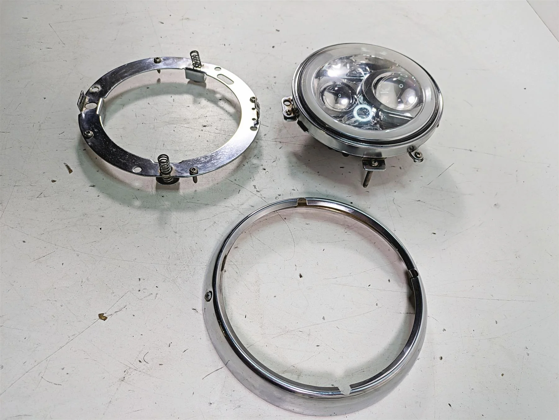 2008 Harley FLHTCU Electra Glide Headlight Head Light Halo Lamp - Read - Image 3