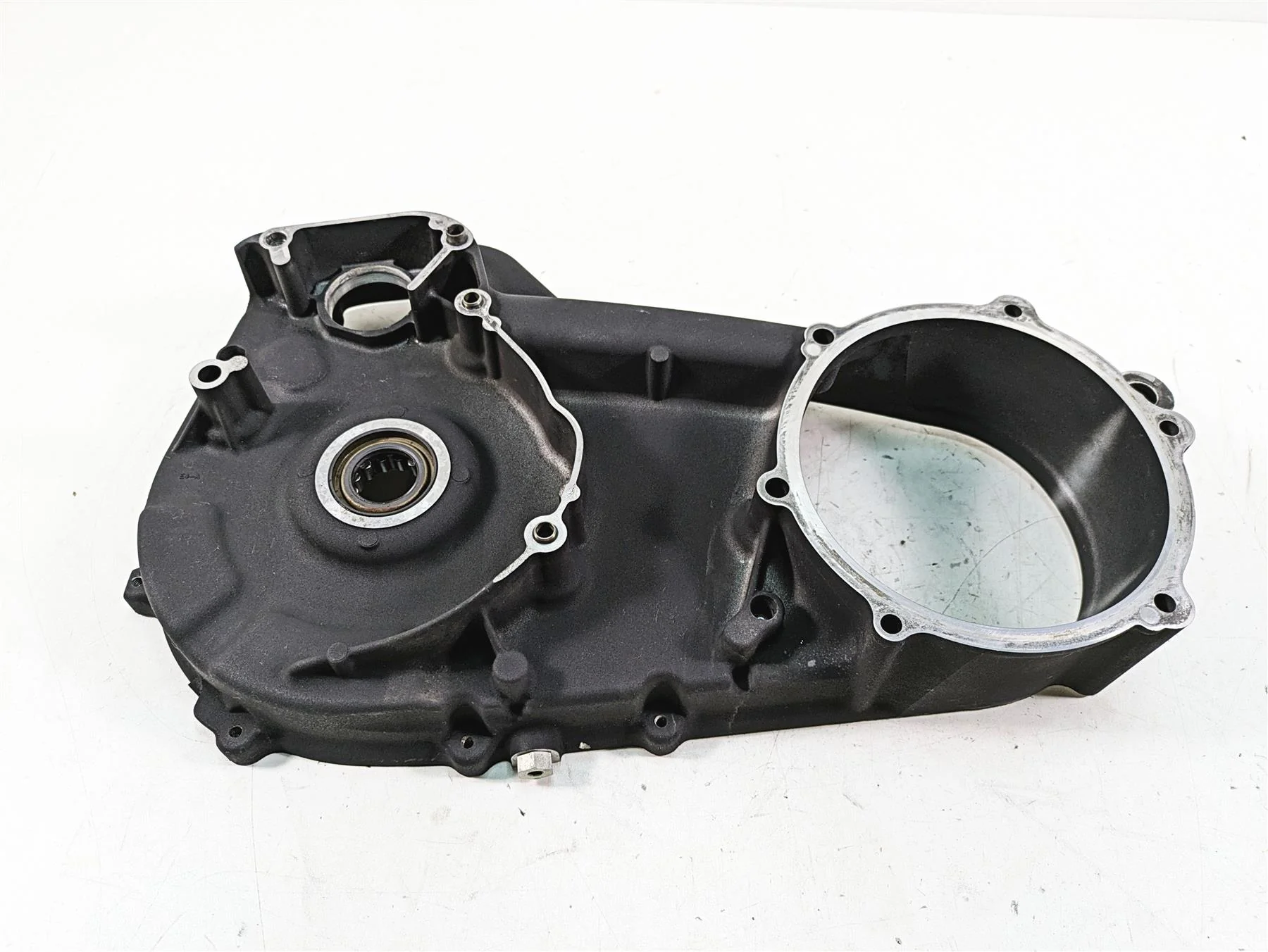 2008 Harley FLHTCU Electra Glide Inner Primary Drive Clutch Cover 60677-07A