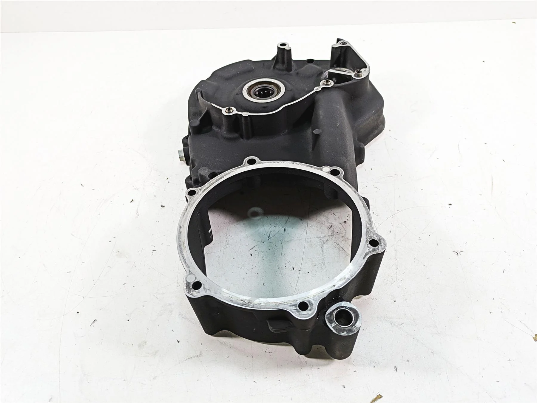 2008 Harley FLHTCU Electra Glide Inner Primary Drive Clutch Cover 60677-07A - Image 2