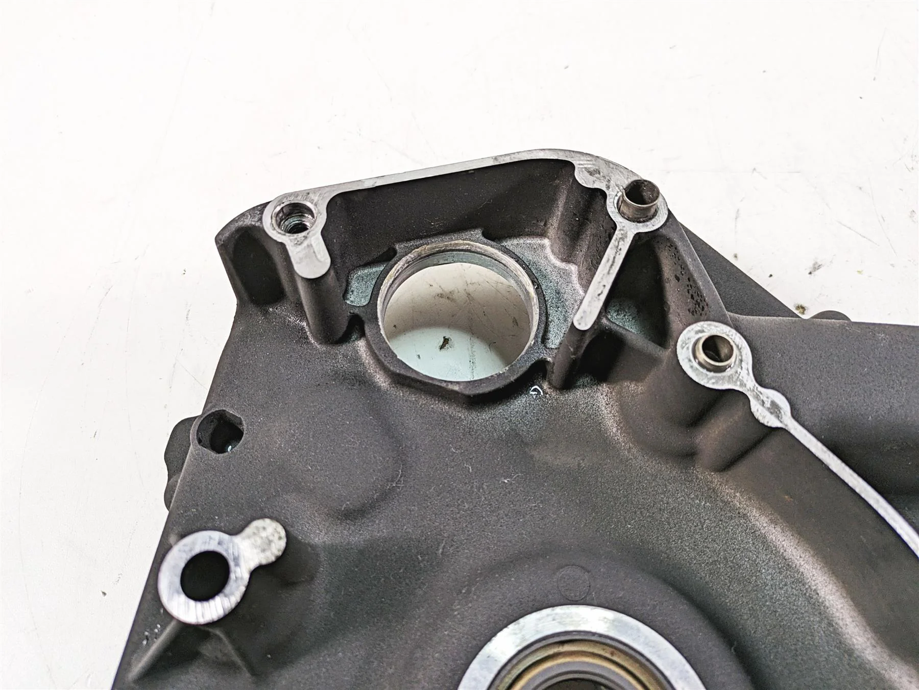 2008 Harley FLHTCU Electra Glide Inner Primary Drive Clutch Cover 60677-07A - Image 8