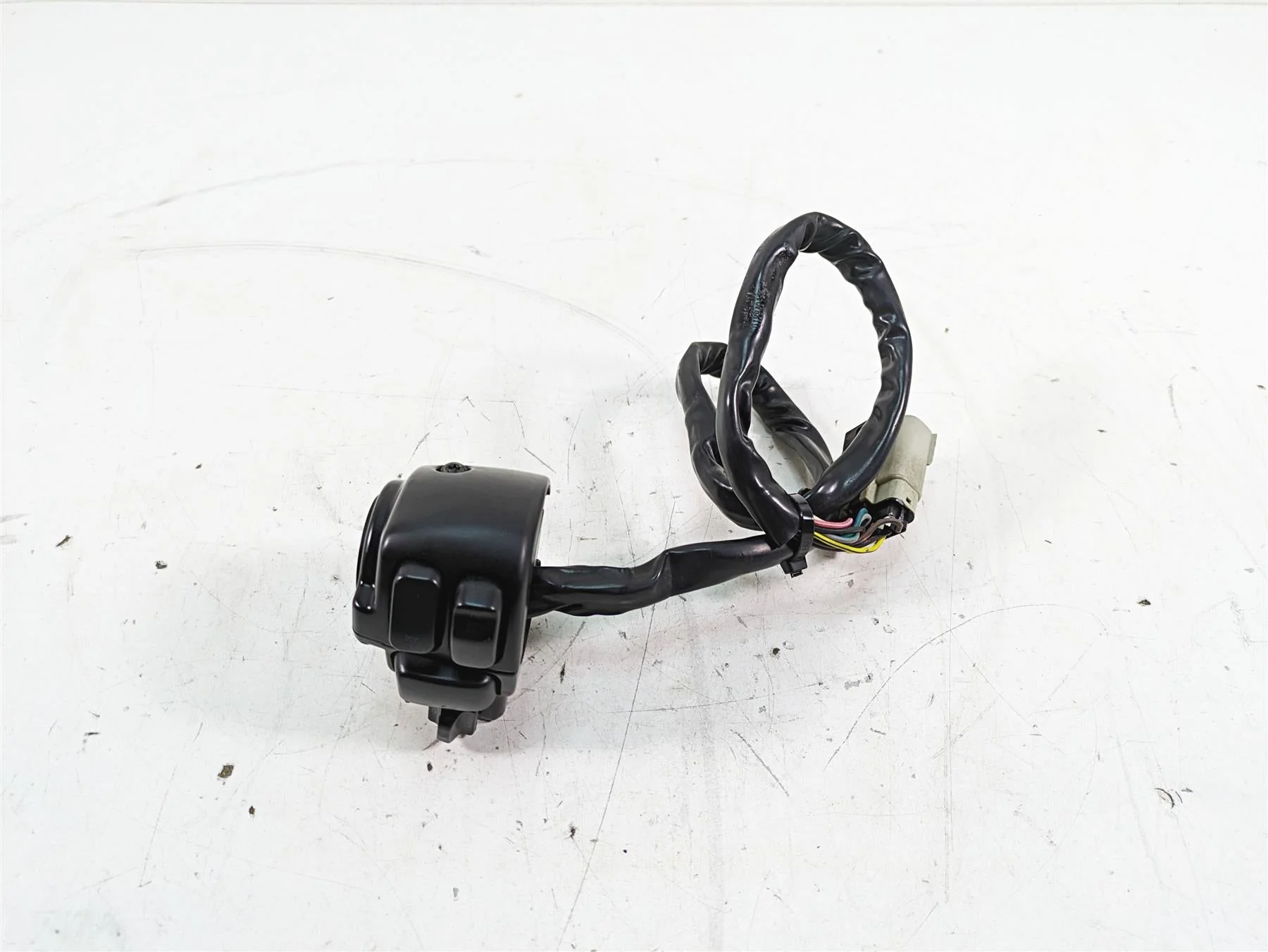 2008 Harley FLHTCU Electra Glide Left Hand Control Switch - Read 71682-06A